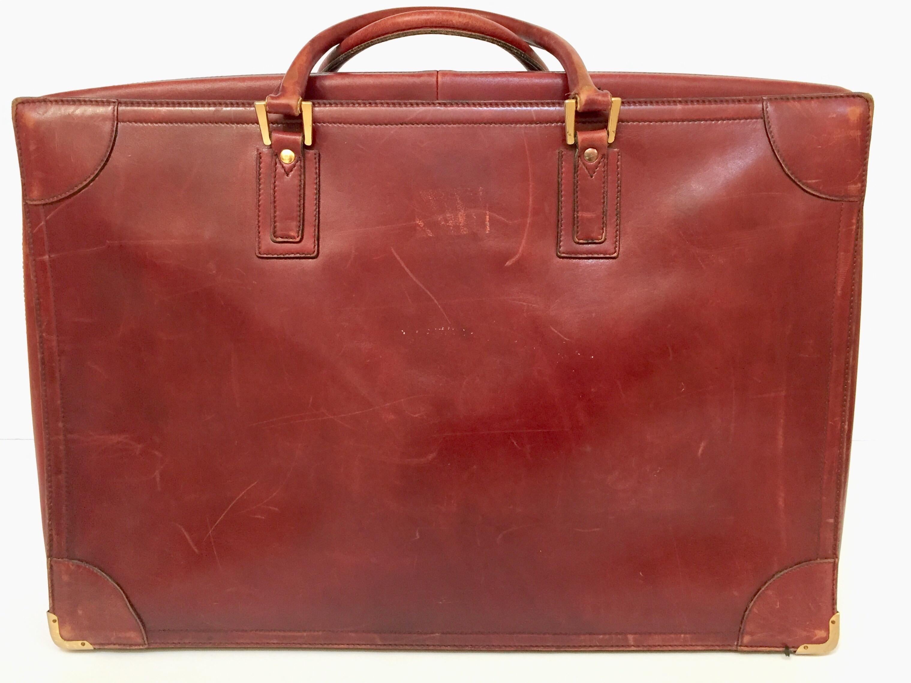 Vintage-Gepäcktasche aus Leder „La Bagagerie Paris“ in Burgunderrot und Bordeaux im Angebot 9