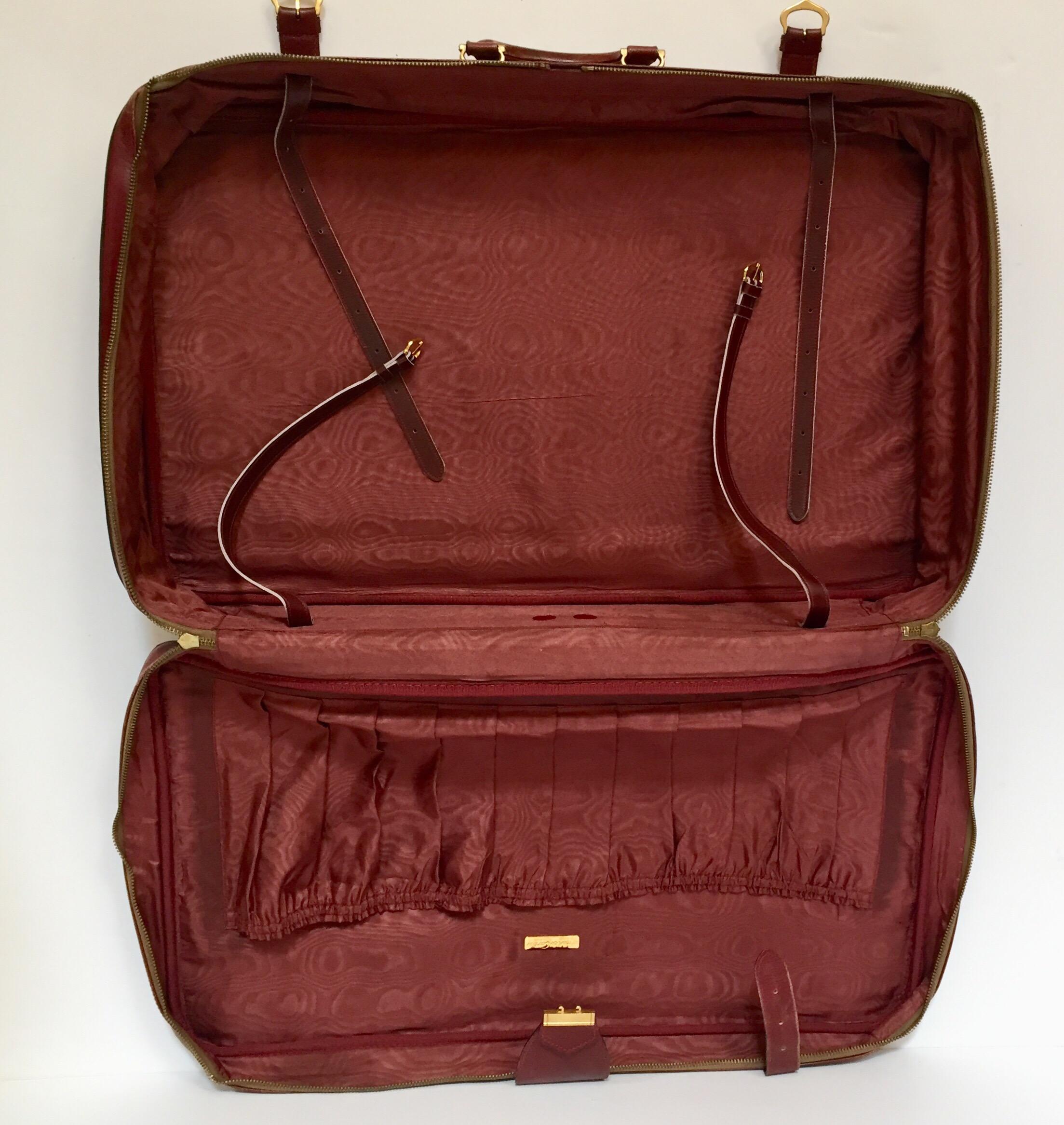 Les Must de Cartier Vintage Leather Suitcase Burgundy Bordeaux Luggage For Sale 4