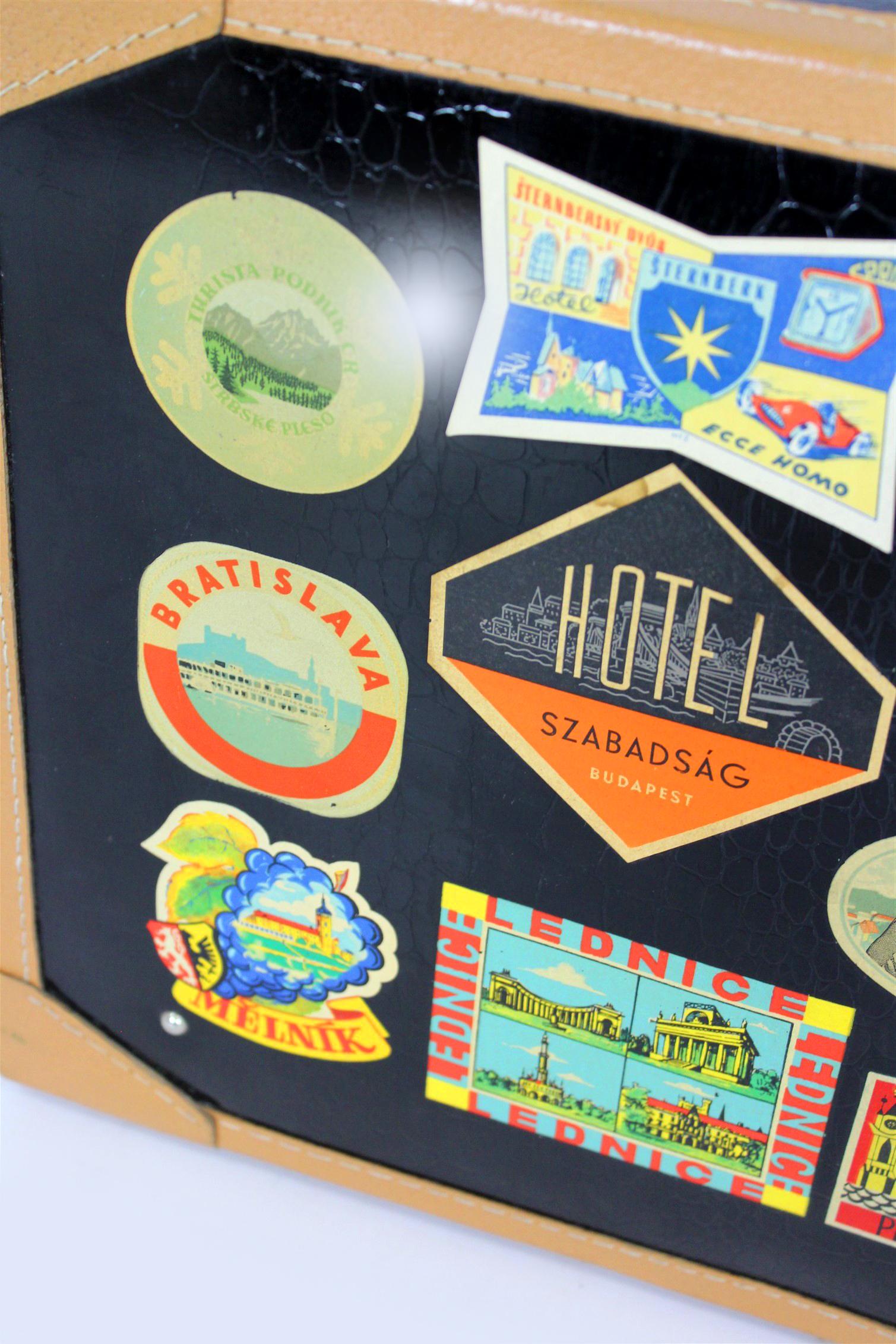 Vintage Leather Suitcase with Original Stickers, 1950s In Good Condition For Sale In Żory, PL