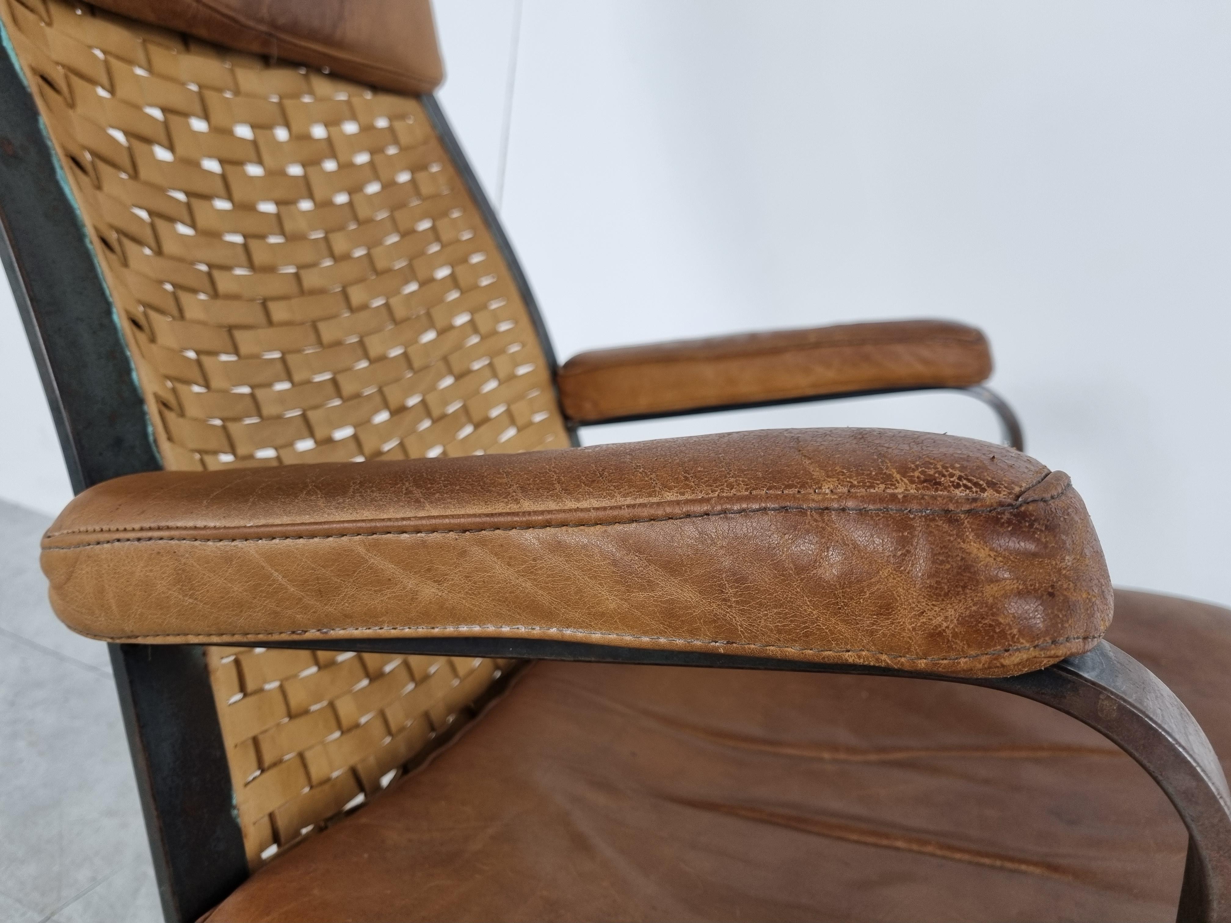 Vintage Leather Swivel Chair, 1960s 3