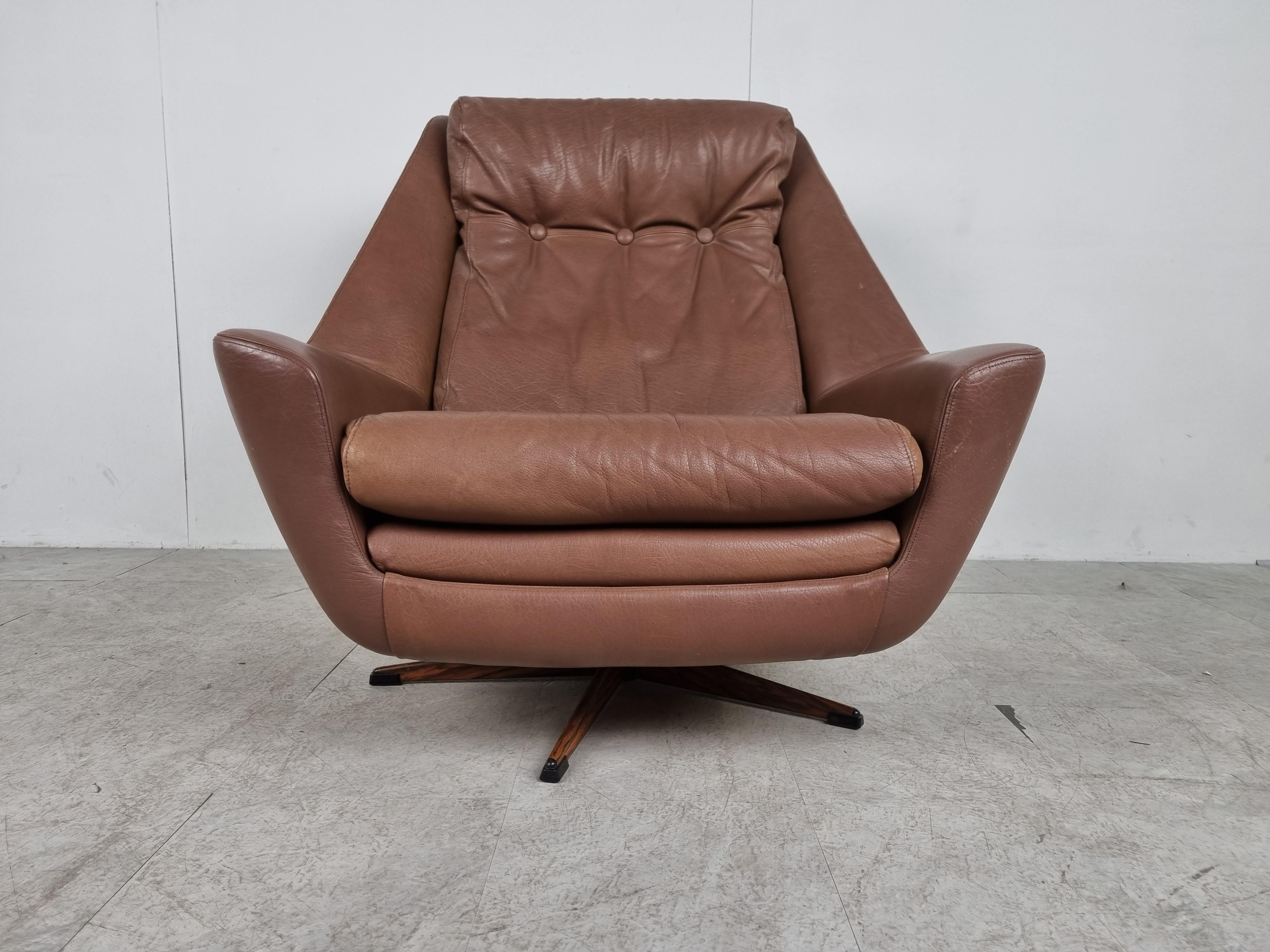 German Vintage leather swivel chair, 1970s