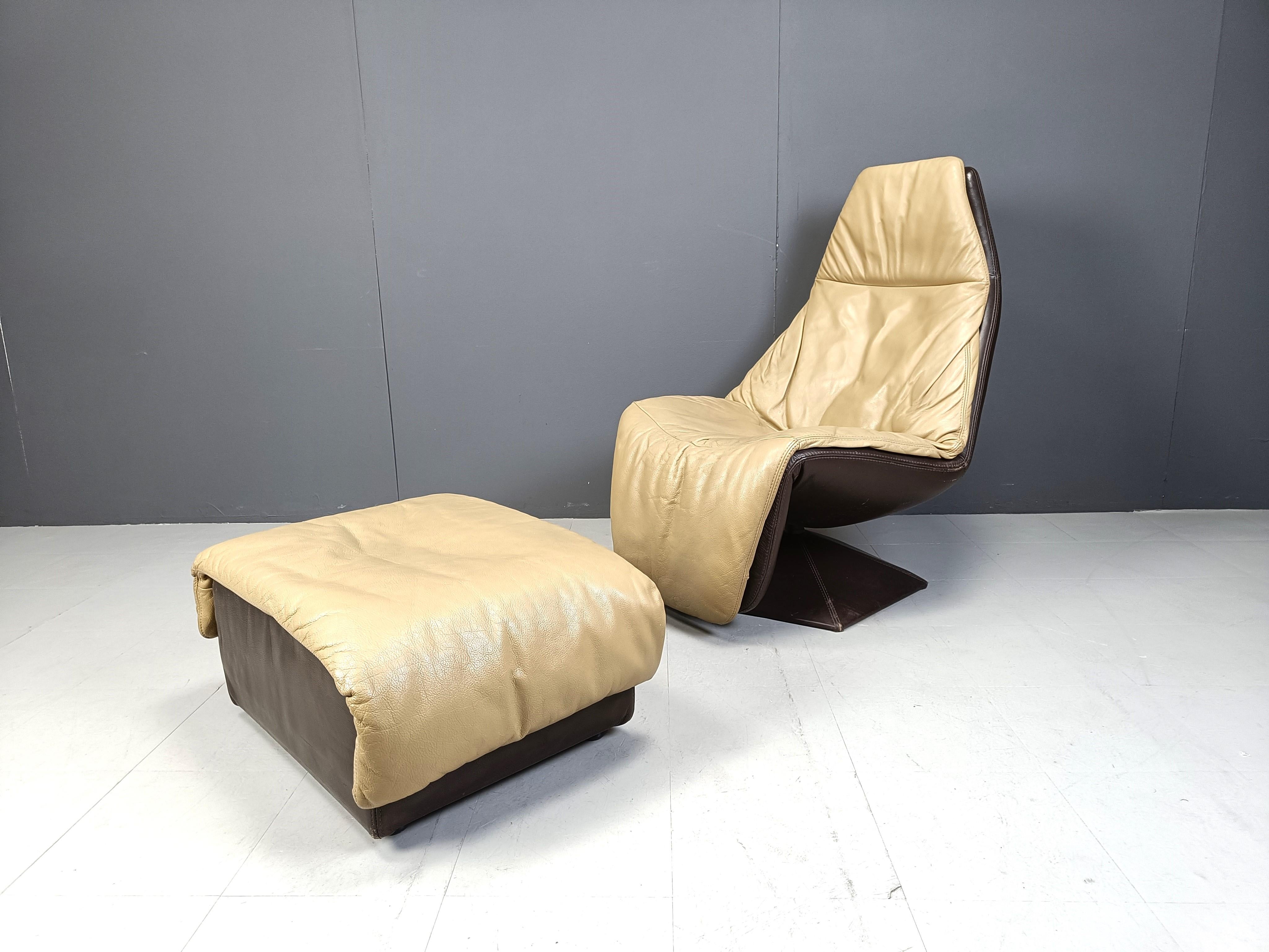 Mid-Century Modern Vintage leather swivel chair with ottoman, 1970s For Sale