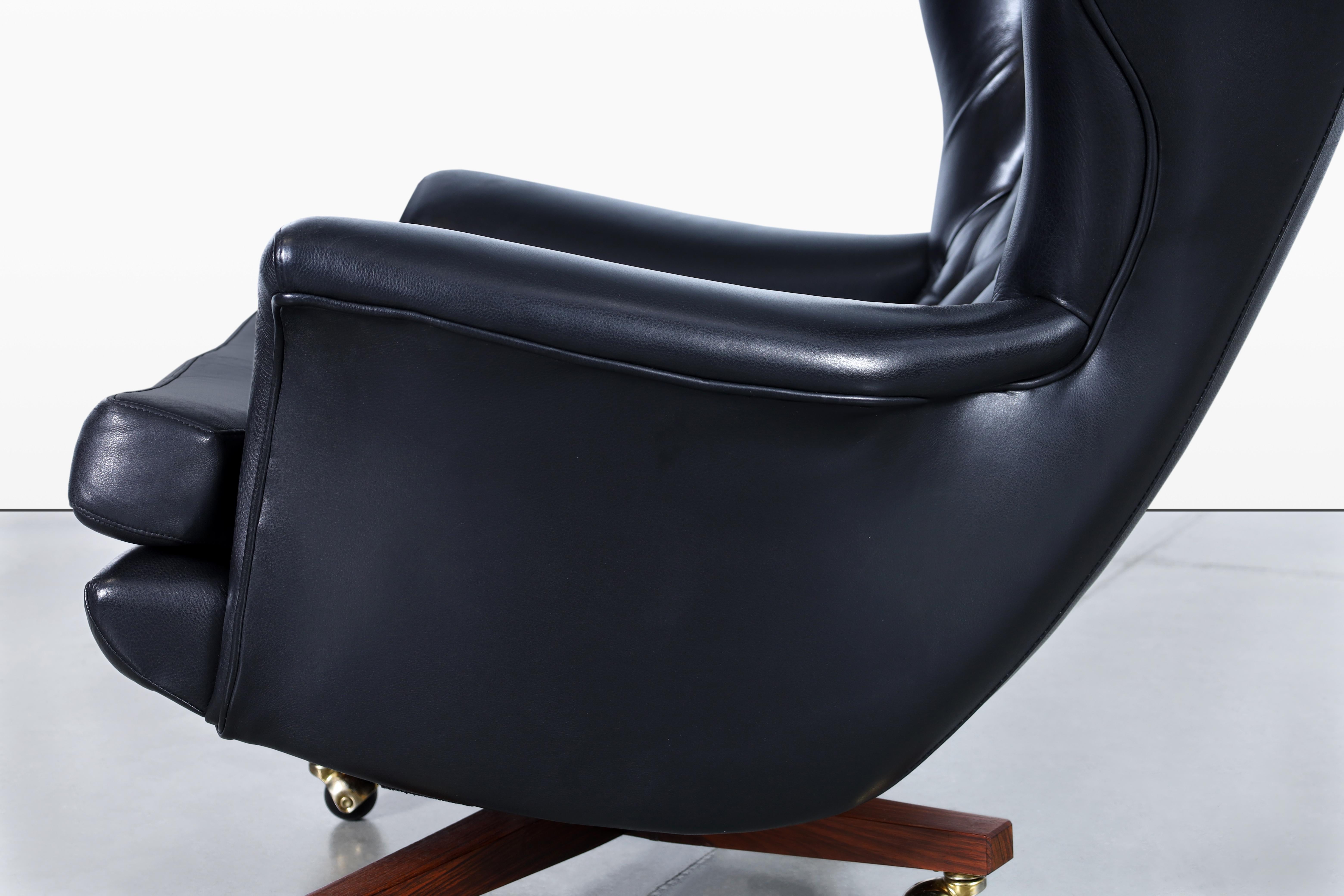 Vintage Leather Swivel Lounge Chair and Ottoman by G-Plan For Sale 3