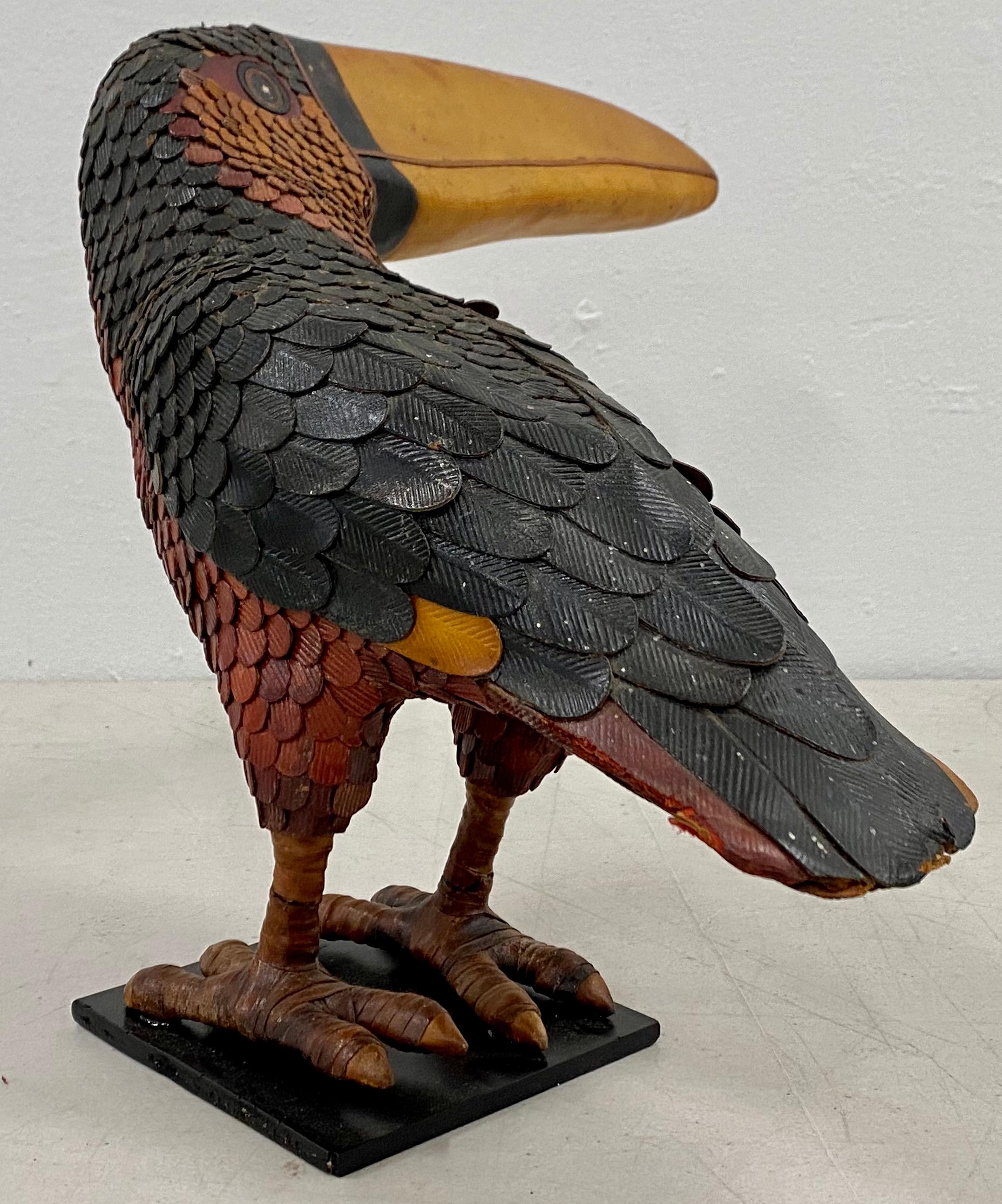 sculpture toucan