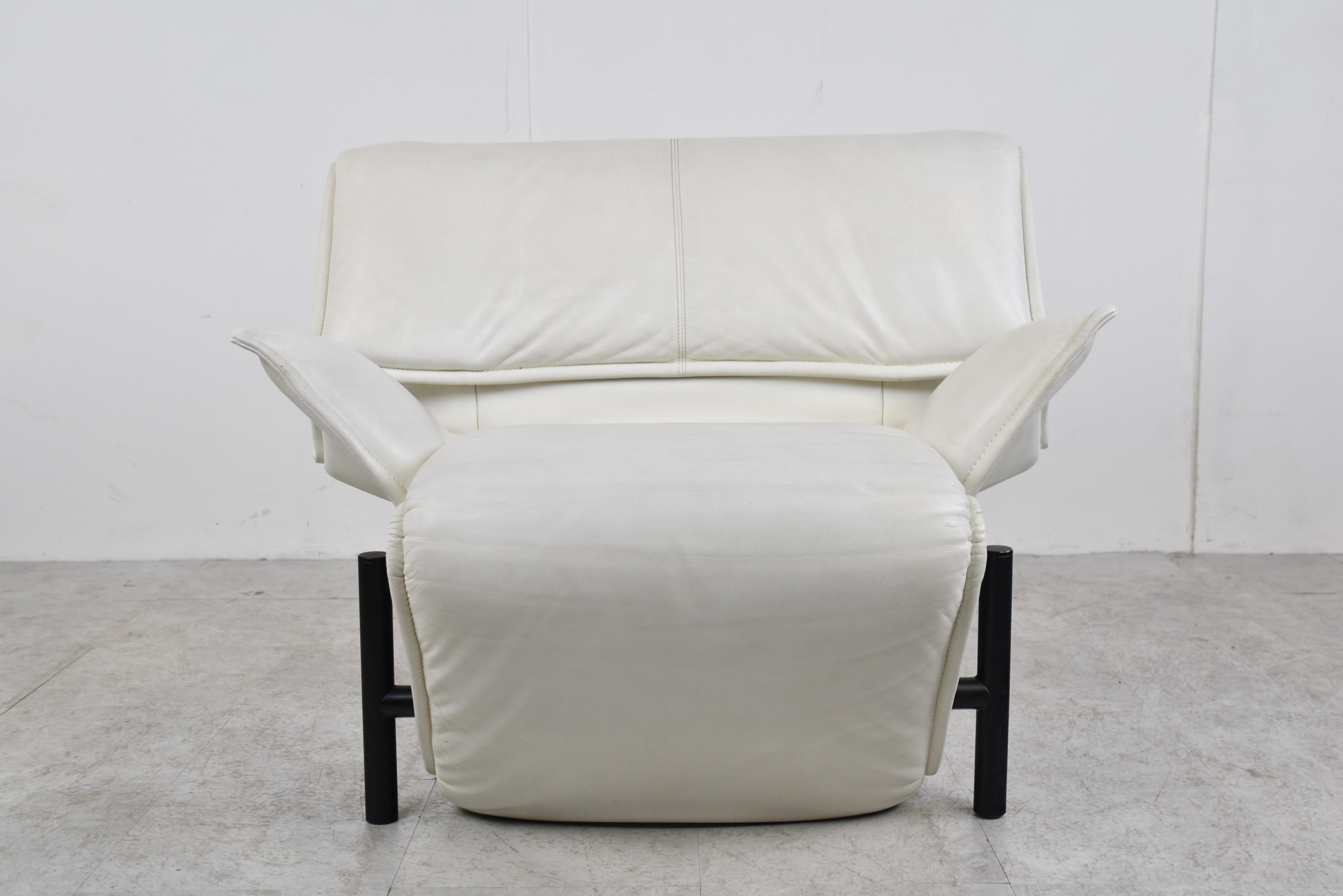 Mid-Century Modern Vintage Leather Veranda Lounge Chair by Vico Magistretti for Cassina, 1980s For Sale