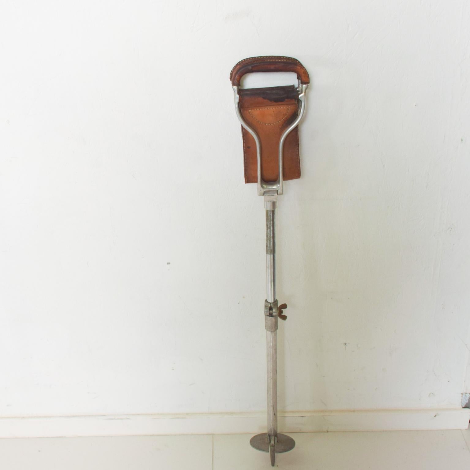 Vintage Leather Walking Cane with Folding Seat England, 1960s Abercrombie Fitch 2