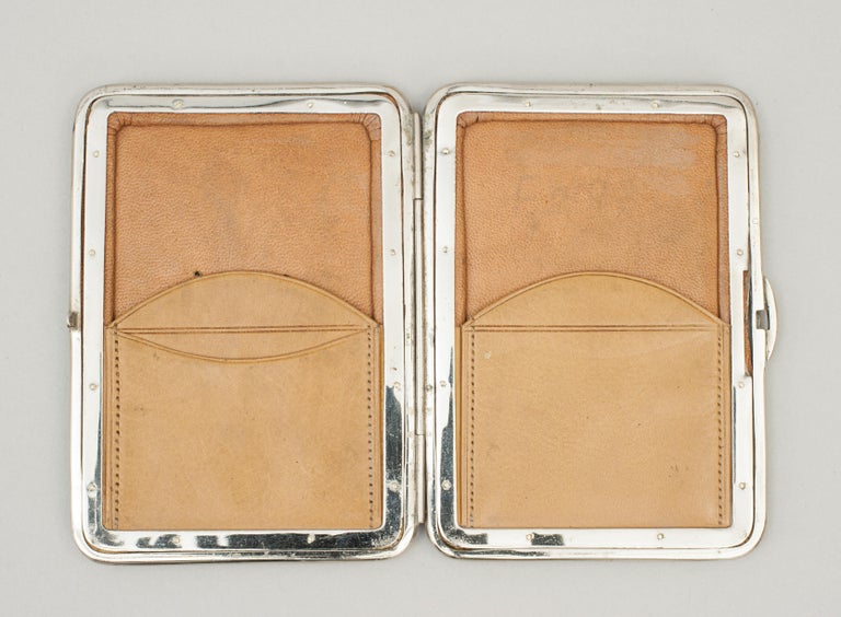 Vintage Leather Wallet with Soft Interior Calf Skin with Silver Mounts In Good Condition For Sale In Oxfordshire, GB