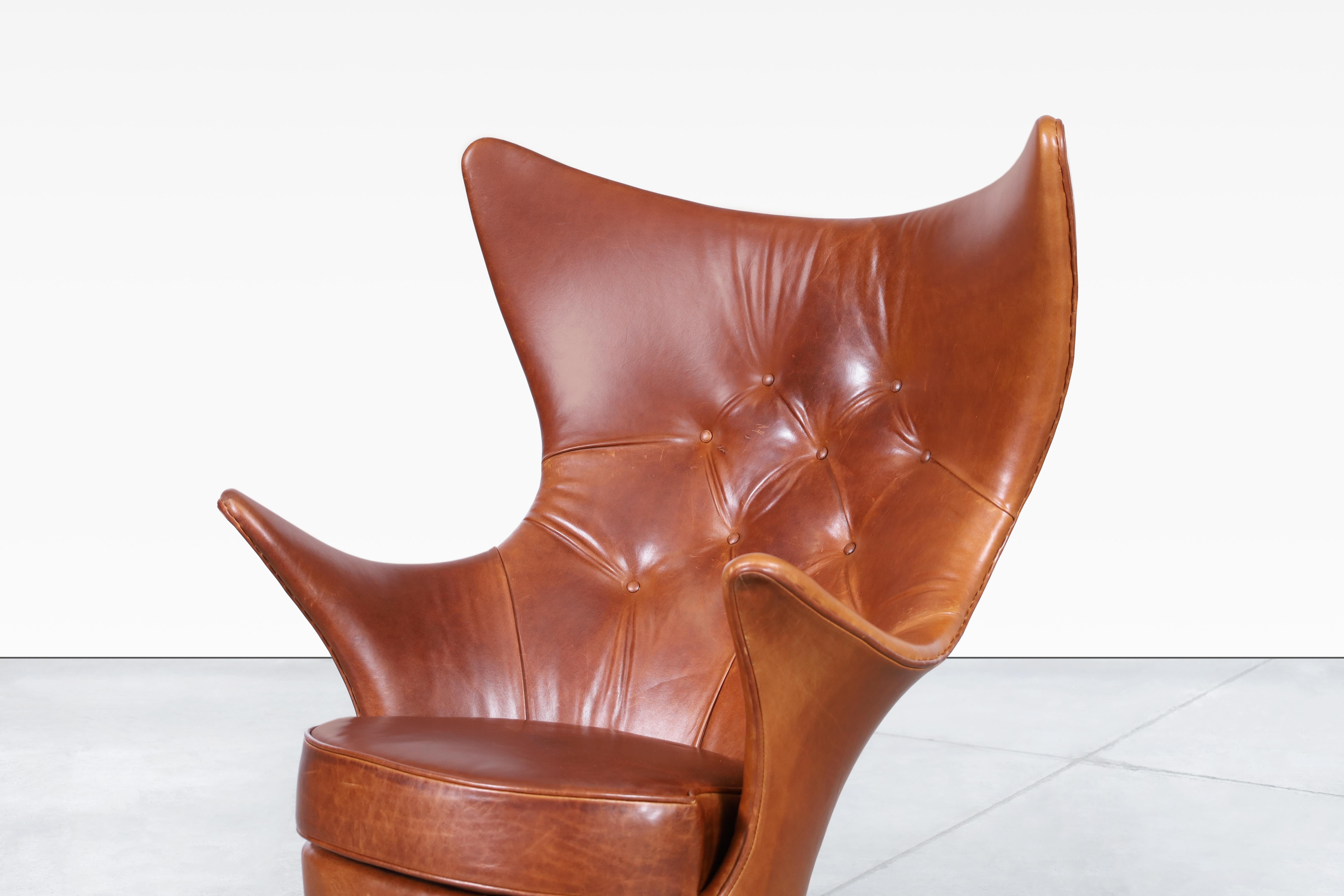 Vintage Leather Wingback Lounge Chair by Kai Bruun In Excellent Condition For Sale In North Hollywood, CA