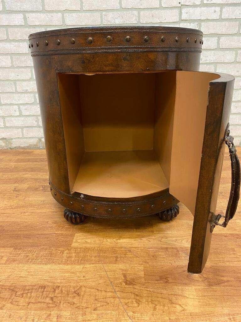 Vintage Leather Wrapped Old World Map Storage Side Table In Good Condition In Chicago, IL