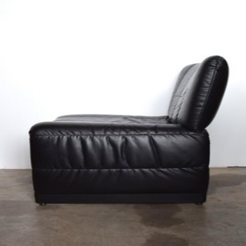 Sillón vintage de polipiel, años 70 cuero de imitación en venta