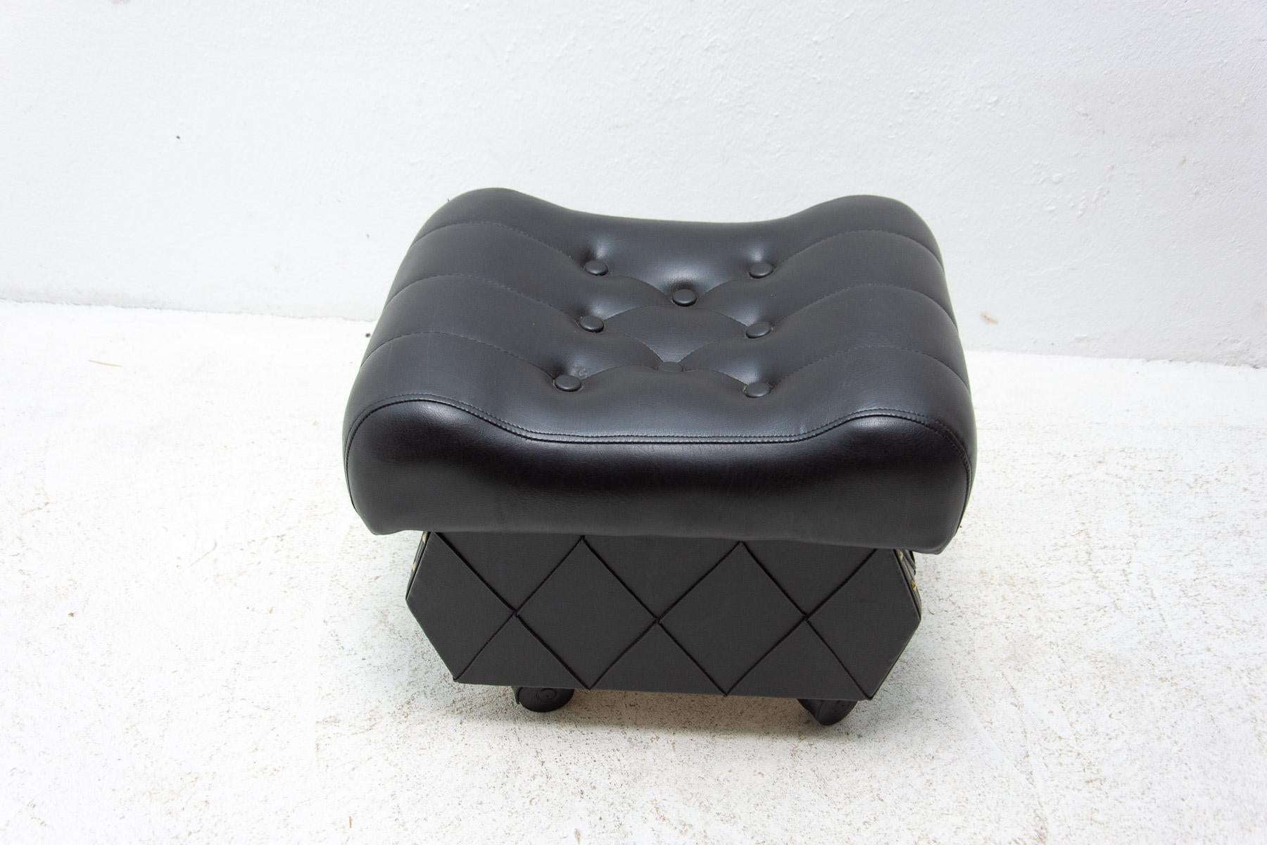 Vintage Leatherette Stool with Storage Space, 1980´S, Czechoslovakia For Sale 5