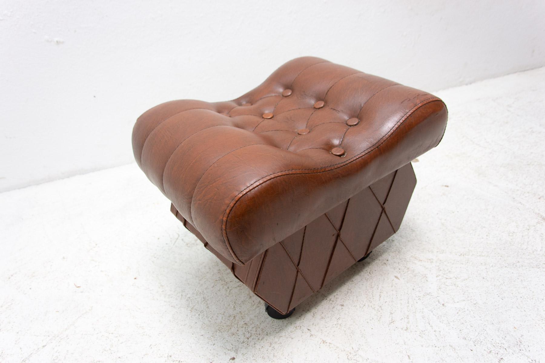 Vintage Leatherette Stool with Storage Space, 1980´S, Czechoslovakia For Sale 6