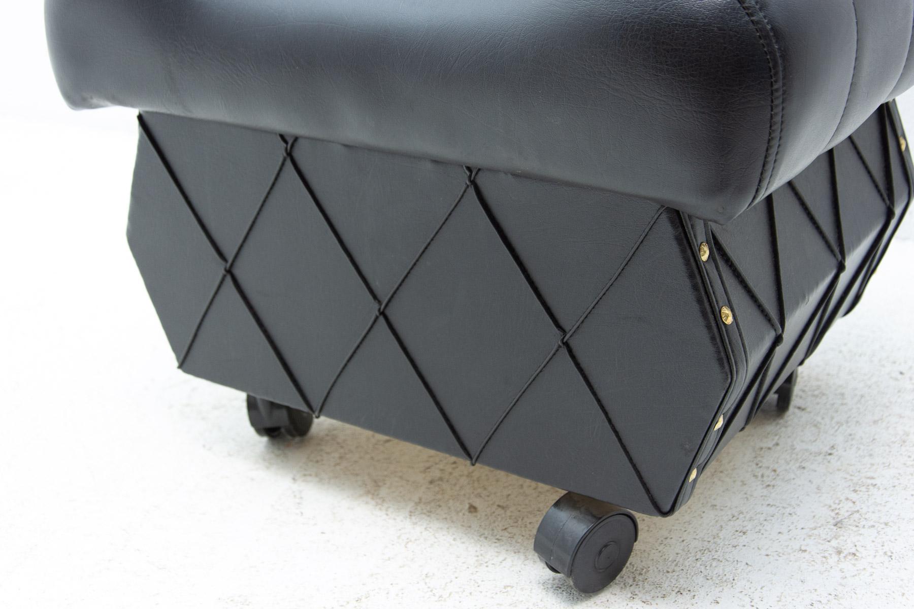 Vintage Leatherette Stool with Storage Space, 1980´S, Czechoslovakia For Sale 1