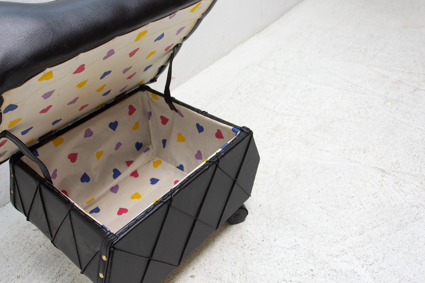 Vintage Leatherette Stool with Storage Space, 1980´S, Czechoslovakia For Sale 3