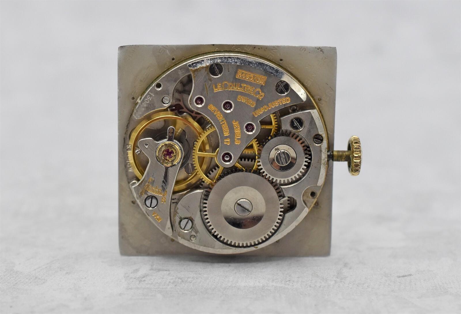 De los hombres Vintage LeCoultre Ref. 635-691 Reloj cuadrado de oro macizo de 14 quilates 28 x 28 mm en venta
