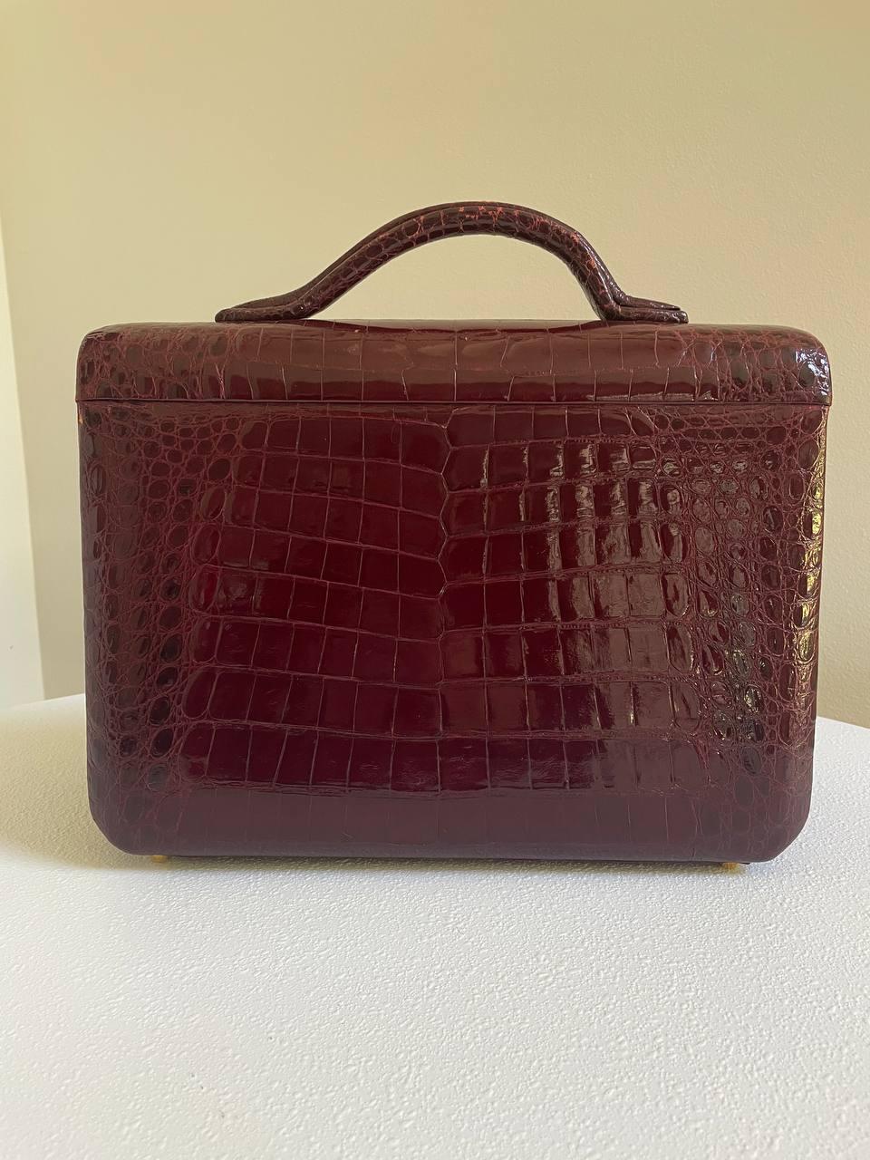 Vintage Lederer Krokodil Damen Reise Waschtischtasche, 1960er Jahre im Angebot 9