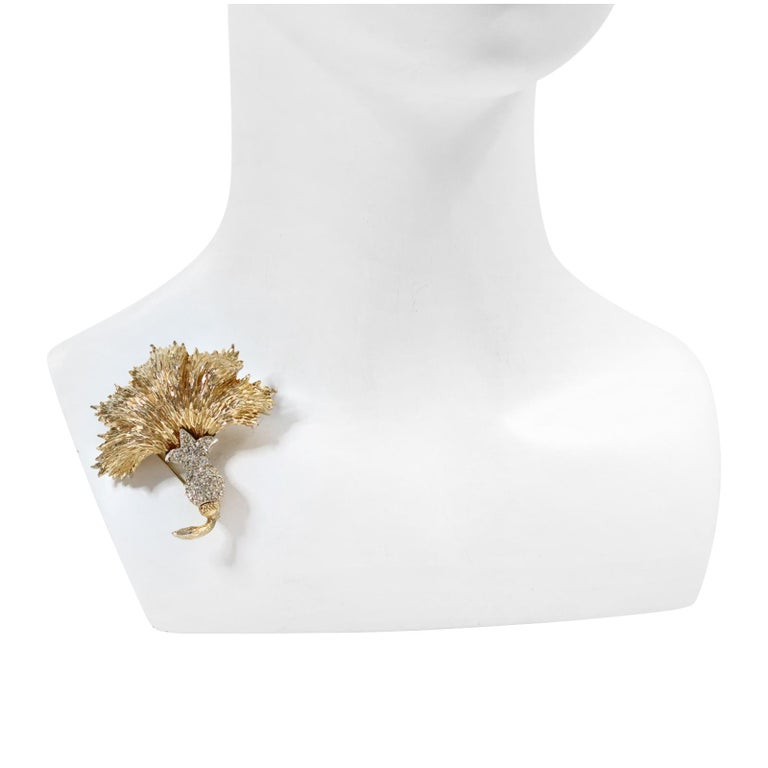 Vintage Ledo Gold Tone with Diamante Leaf Brooch, Circa 1960s For Sale 2
