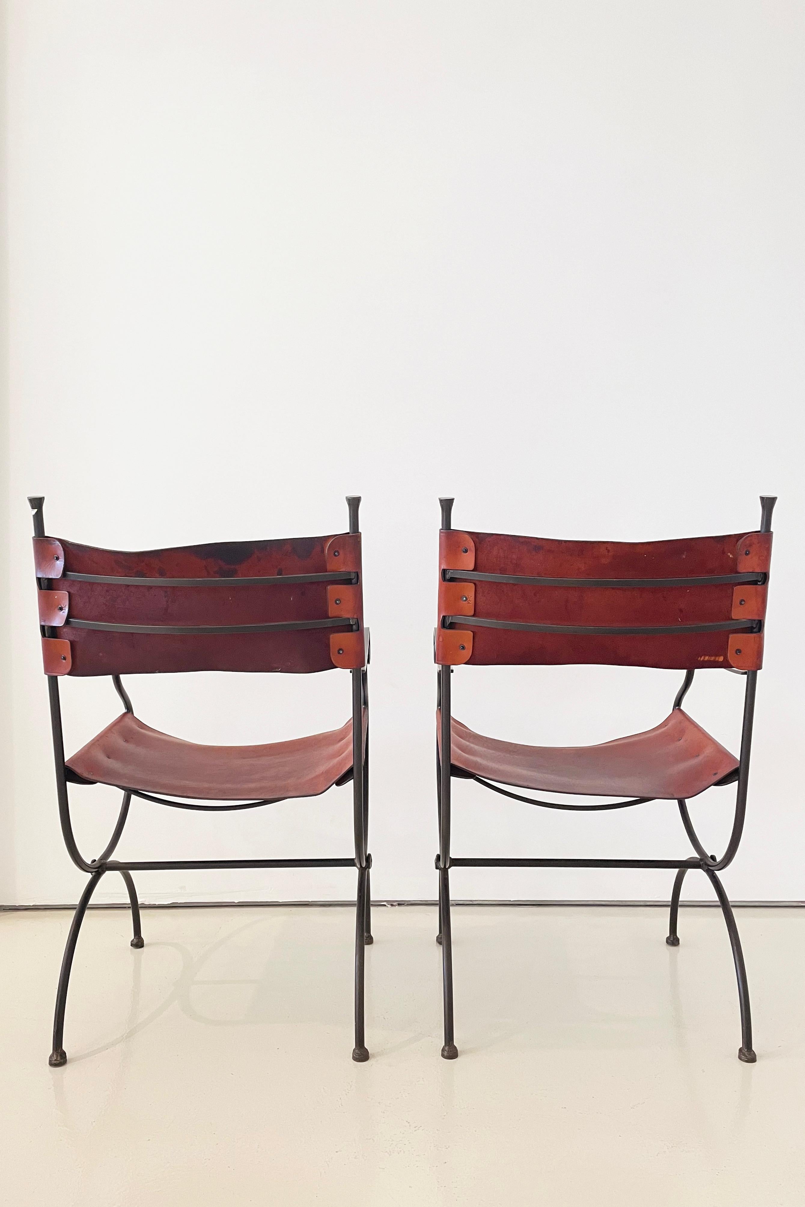Chaises de salle à manger vintage Legacy en fer et cuir par Charleston Forge, ensemble de 4 pièces en vente 4
