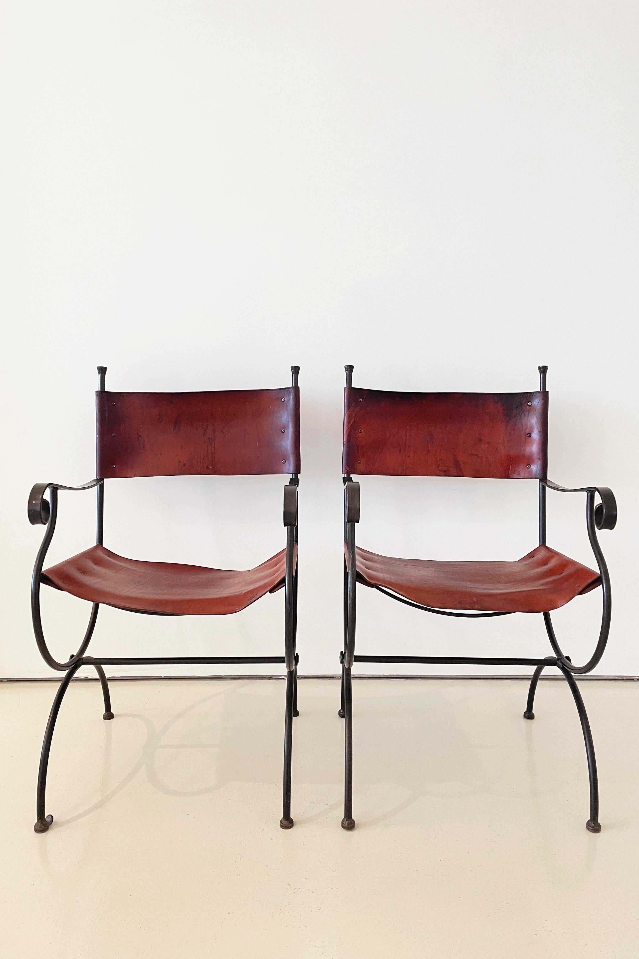 Chaises de salle à manger vintage Legacy en fer et cuir par Charleston Forge, ensemble de 4 pièces en vente 1