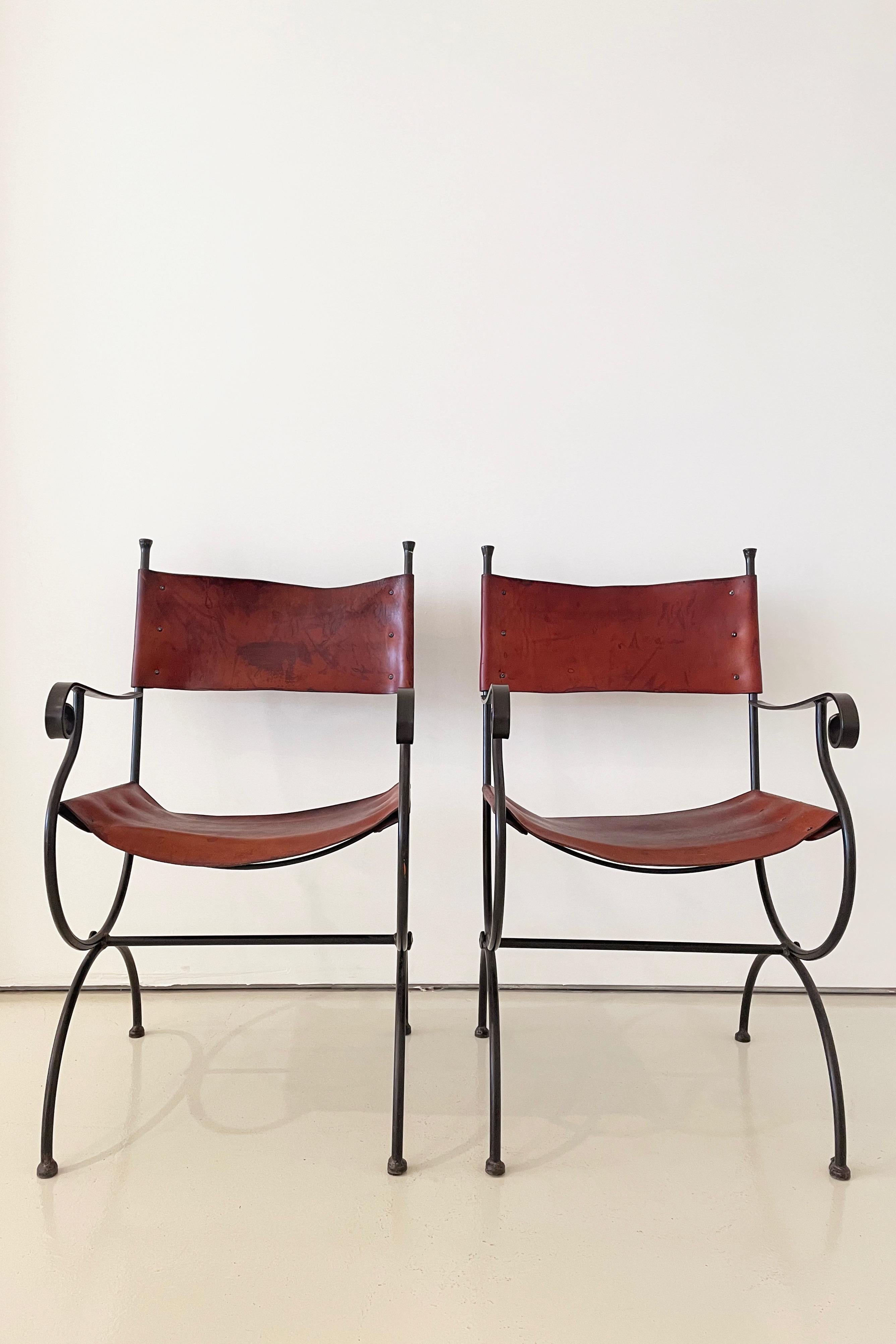Chaises de salle à manger vintage Legacy en fer et cuir par Charleston Forge, ensemble de 4 pièces en vente 3