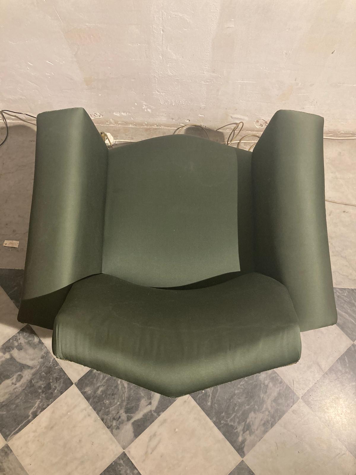 Lenci armchair is a midcentury design furniture manufactured in 1950s by Fabio Lenci.

Beautiful and vintage green silkcover armchair

Good conditions.

Very rare iconic armchair of great success and popularity.

Fabio Lenci was born in Rome