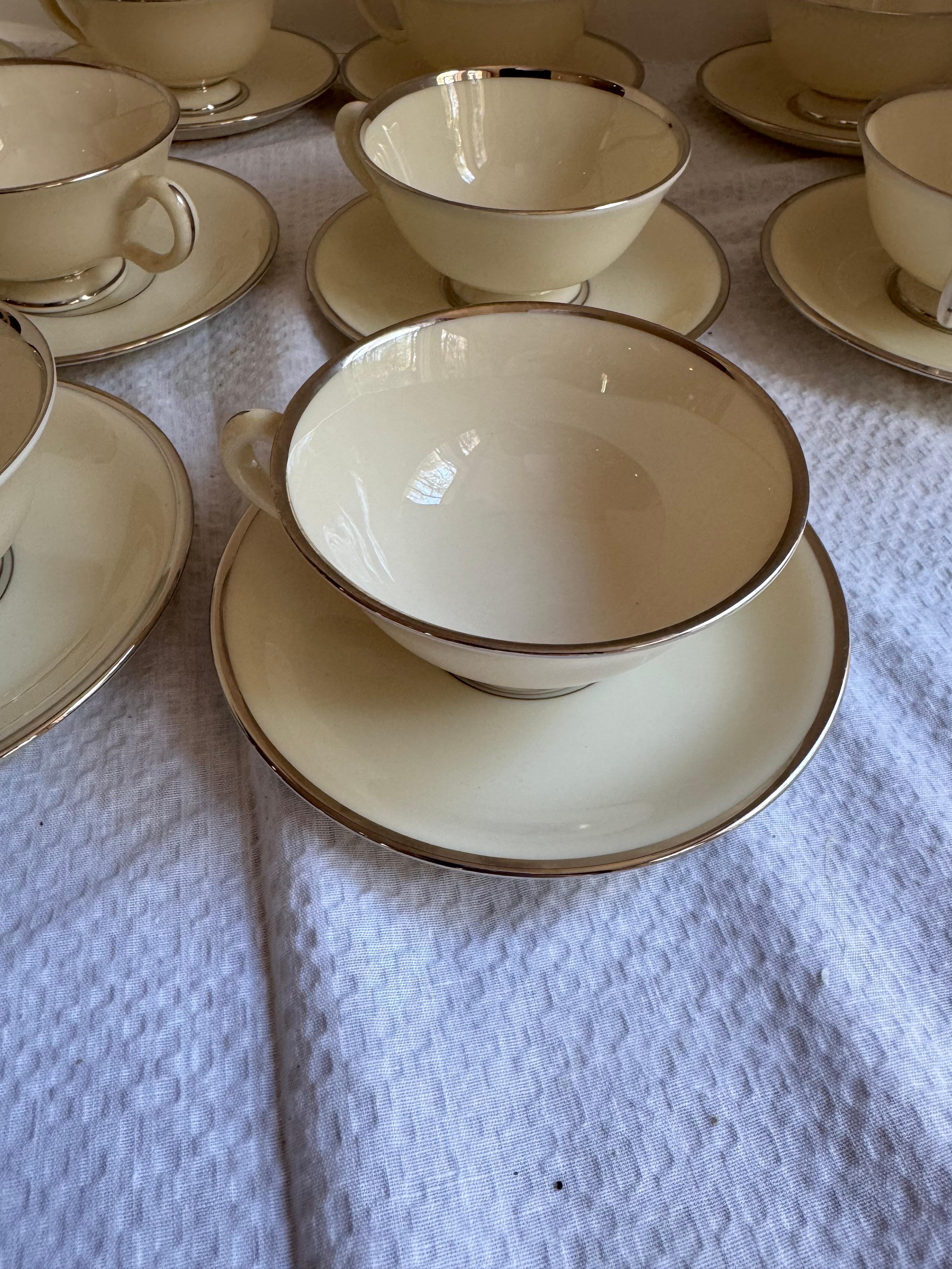 Vintage Lenox montclair Teetassen und Untertassen Satz für 10 (amerikanisch) im Angebot