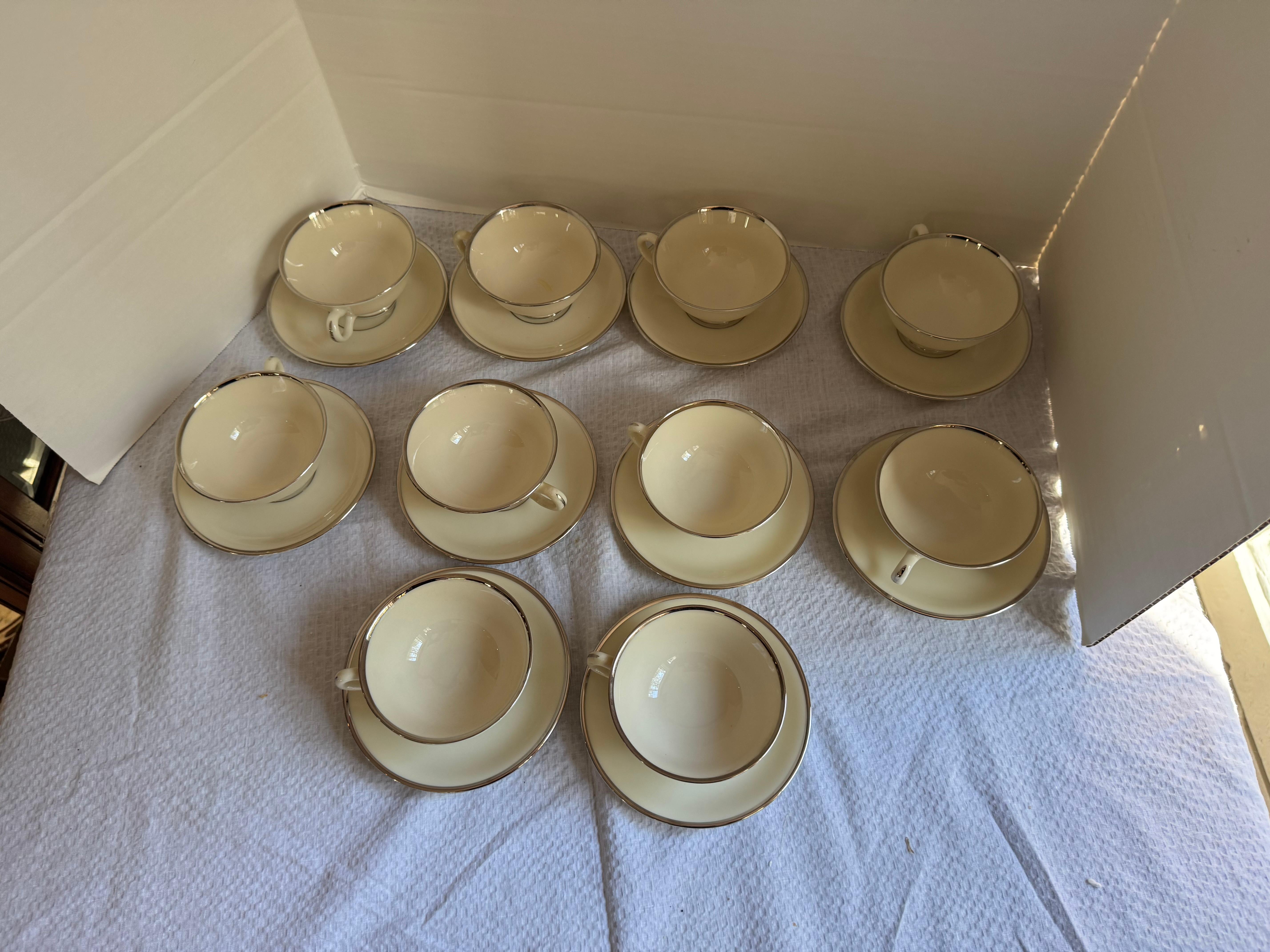 Vintage Lenox montclair Teetassen und Untertassen Satz für 10 im Zustand „Gut“ im Angebot in Birmingham, AL