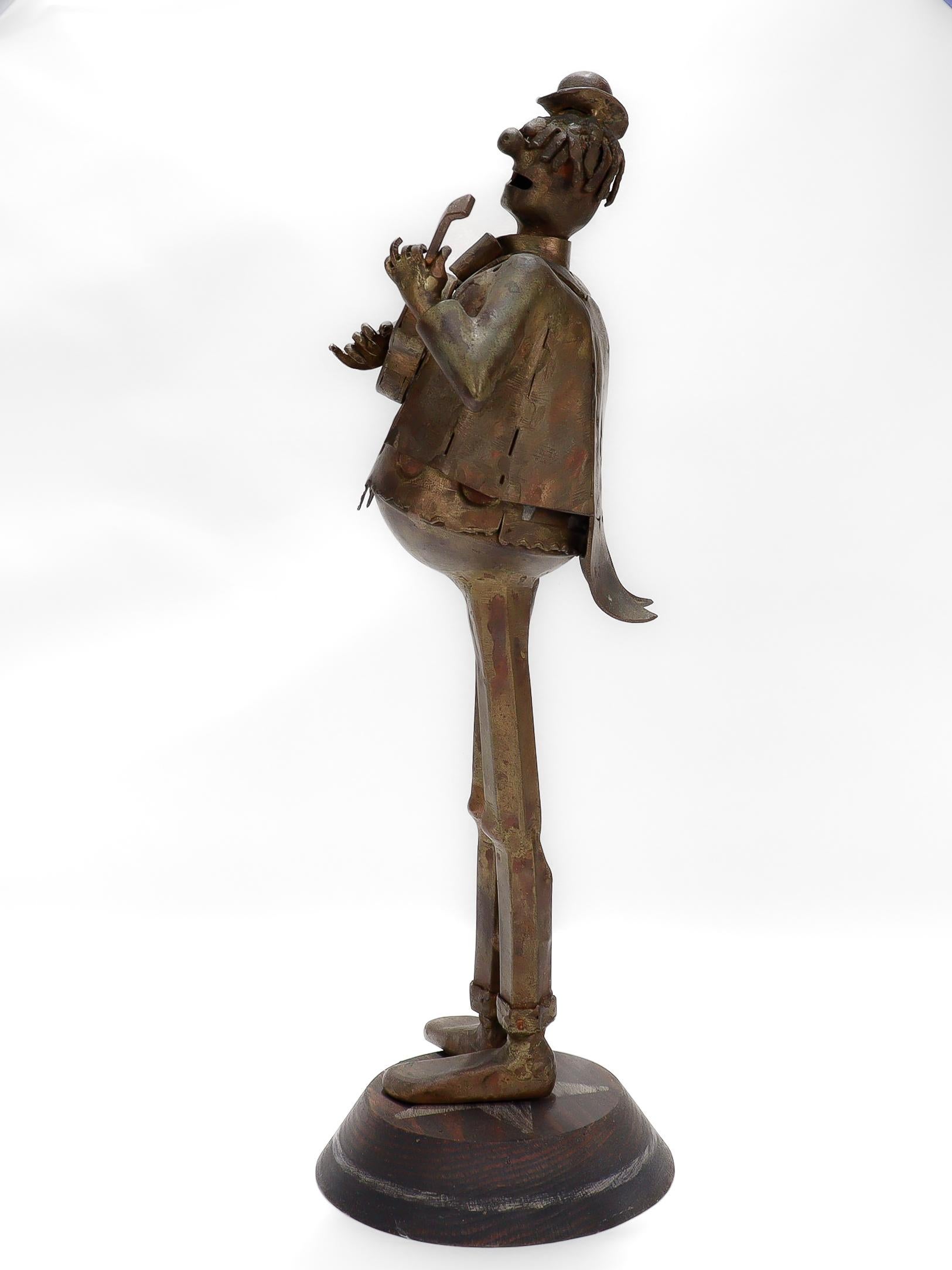 Vintage Jensen Bronze Guitar Player Figural Sculpture Bon état - En vente à Philadelphia, PA