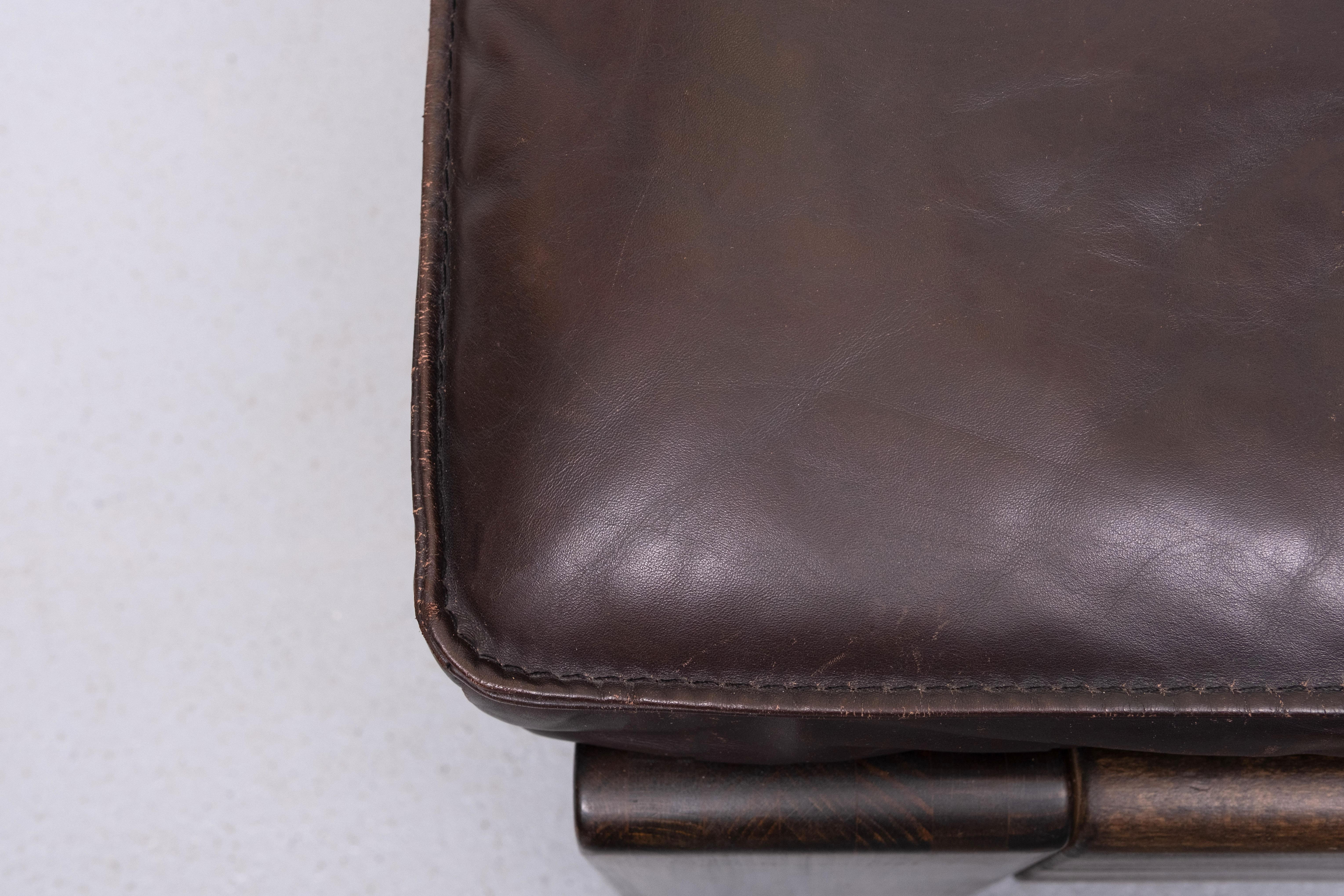 Late 20th Century Vintage Leolux  Leather Ottoman 1970s For Sale