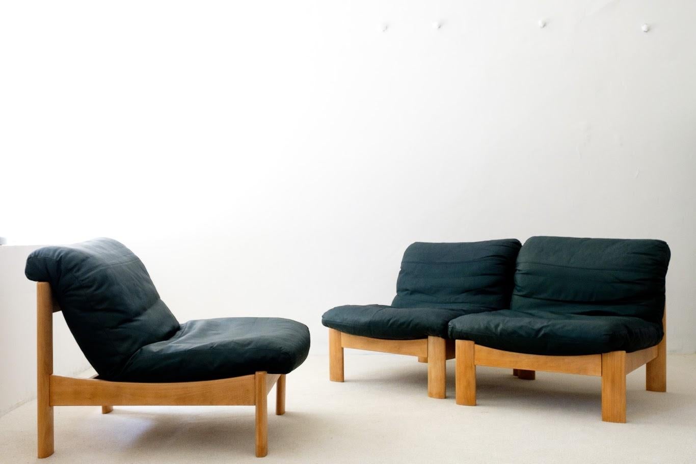 Vintage Leolux Lounge Chair from the 1970's 9