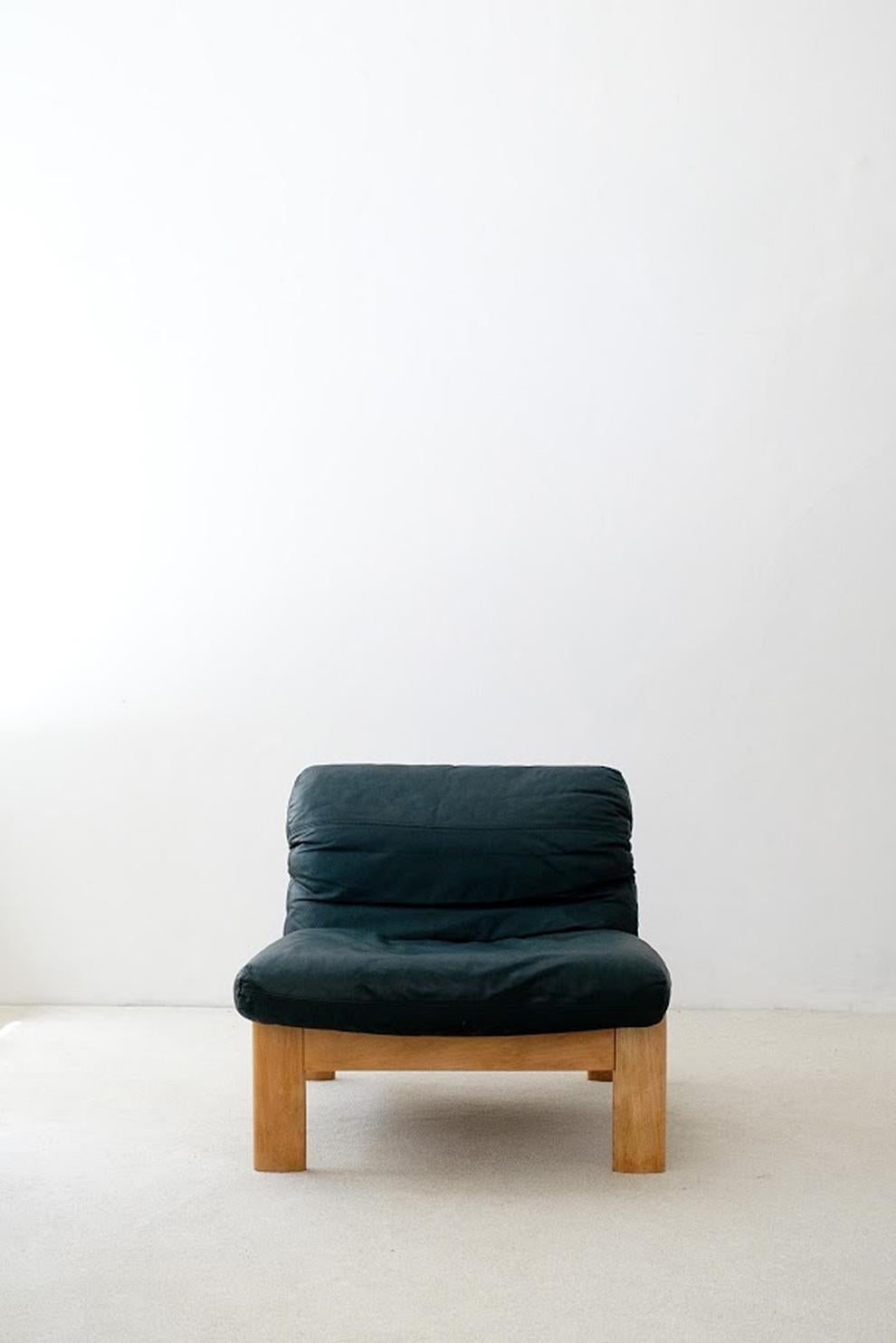 Modern Vintage Leolux Lounge Chair from the 1970's