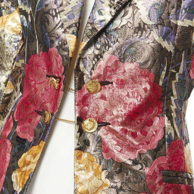 vintage LEONARD 90s oriental floral gold lurex sheen chained button blazer FR38
Reference: CC/GEHI00315
Brand: Leonard
Material: Silk, Blend
Color: Multicolour
Pattern: Floral
Closure: Button
Extra Details: Lightly padded shoulder. Coin chained