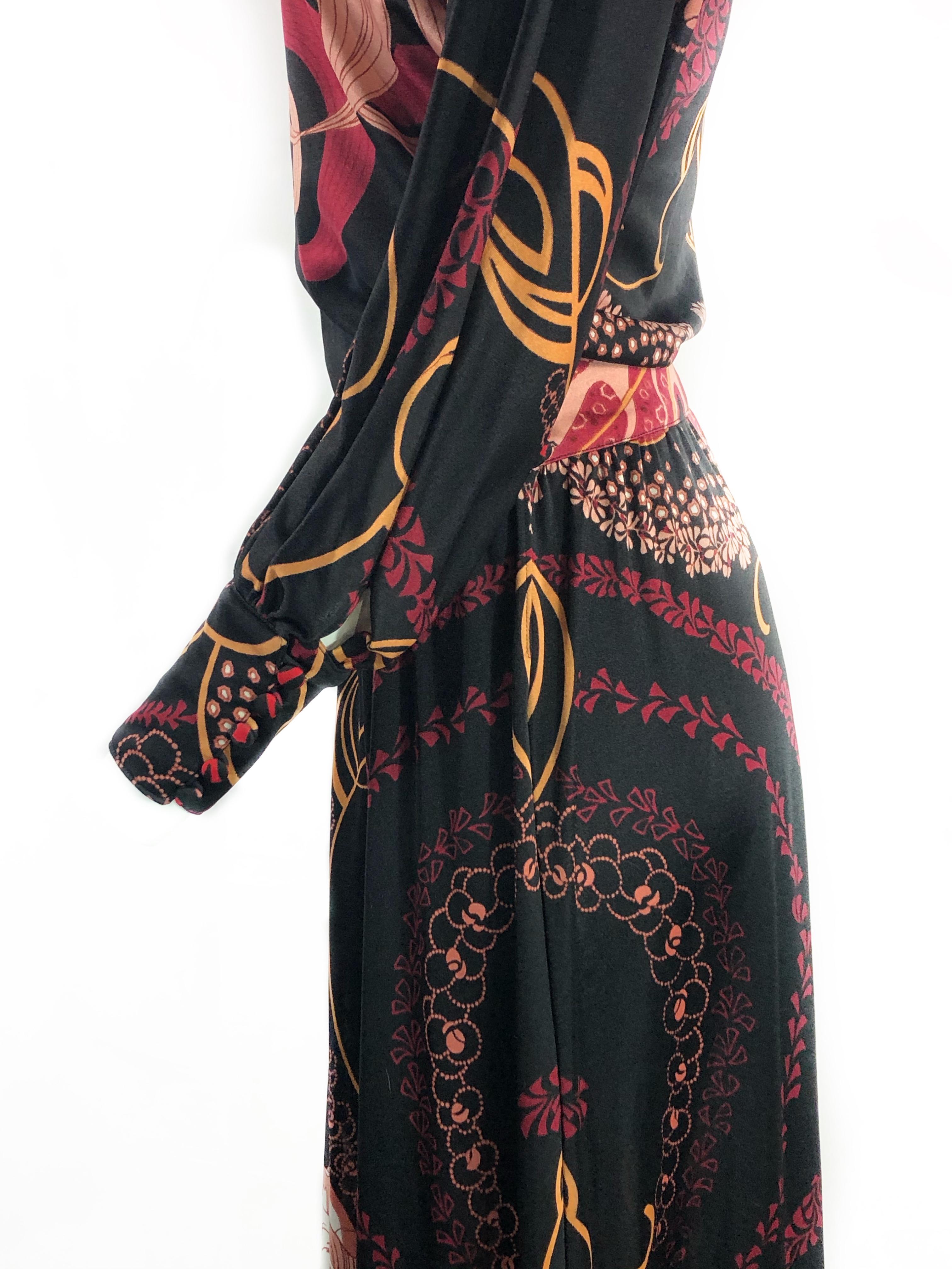 Vintage LEONARD Black Printed Long Sleeves Maxi Dress In Excellent Condition In Beverly Hills, CA