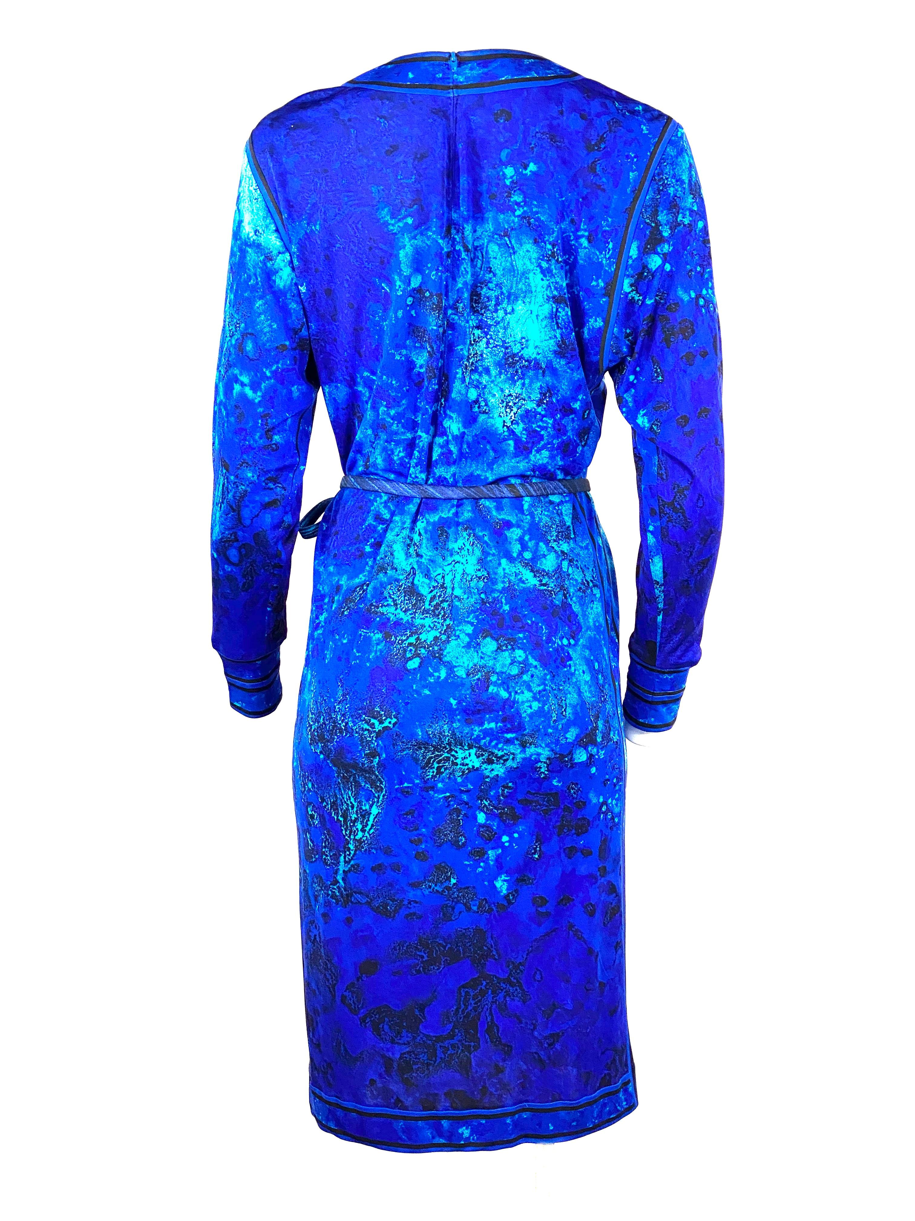 Vintage LEONARD Paris Blue Aqua Vestito midi a maniche lunghe con cintura in vendita 2