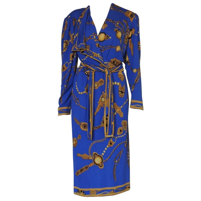 Leonard Paris - Robe portefeuille Mikado vintage ceinturée en jersey de soie à motifs de bijoux en vente