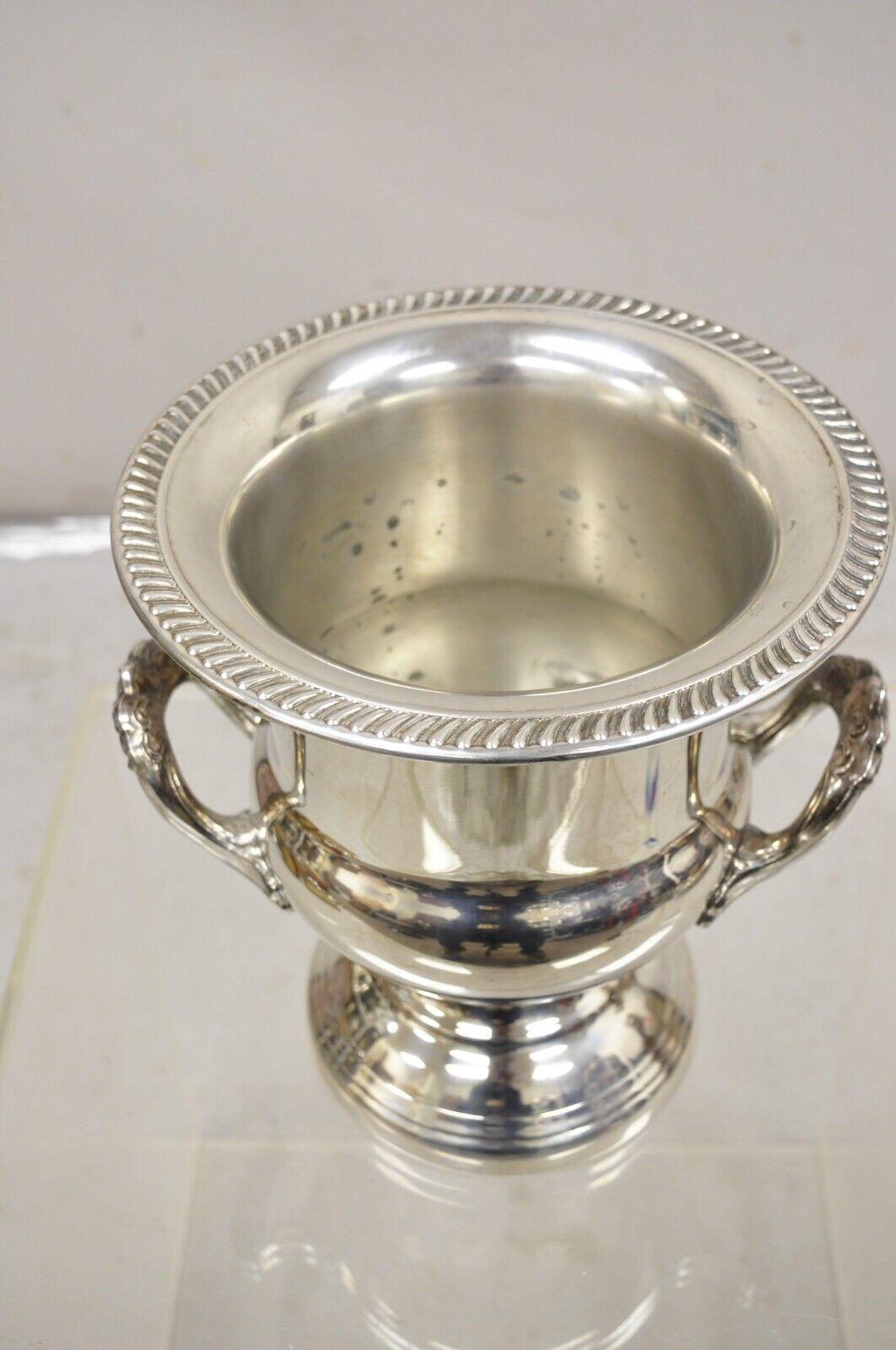 Vintage Leonard Regency Style Trophy Cup Champagne Chiller Ice Bucket In Good Condition For Sale In Philadelphia, PA