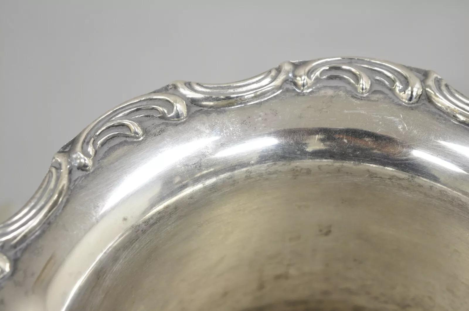 Vintage A. Silver placcato Trophy Cup Champagne Chiller Ice Bucket In condizioni buone in vendita a Philadelphia, PA