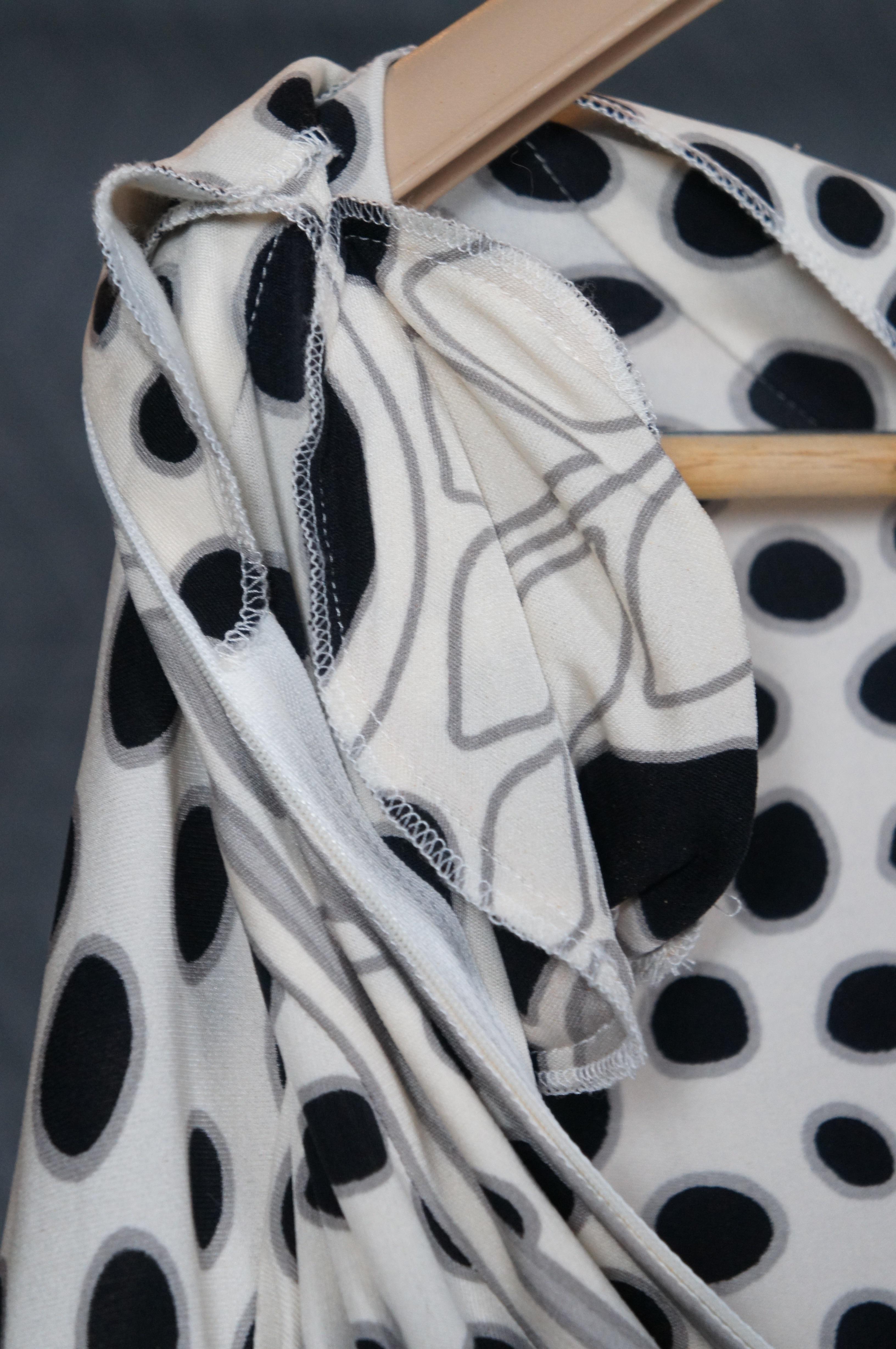 Leonard Studio Paris, Vintage, schwarz-weiße, gepunktete Bluse mit Reißverschluss, Frankreich im Angebot 2