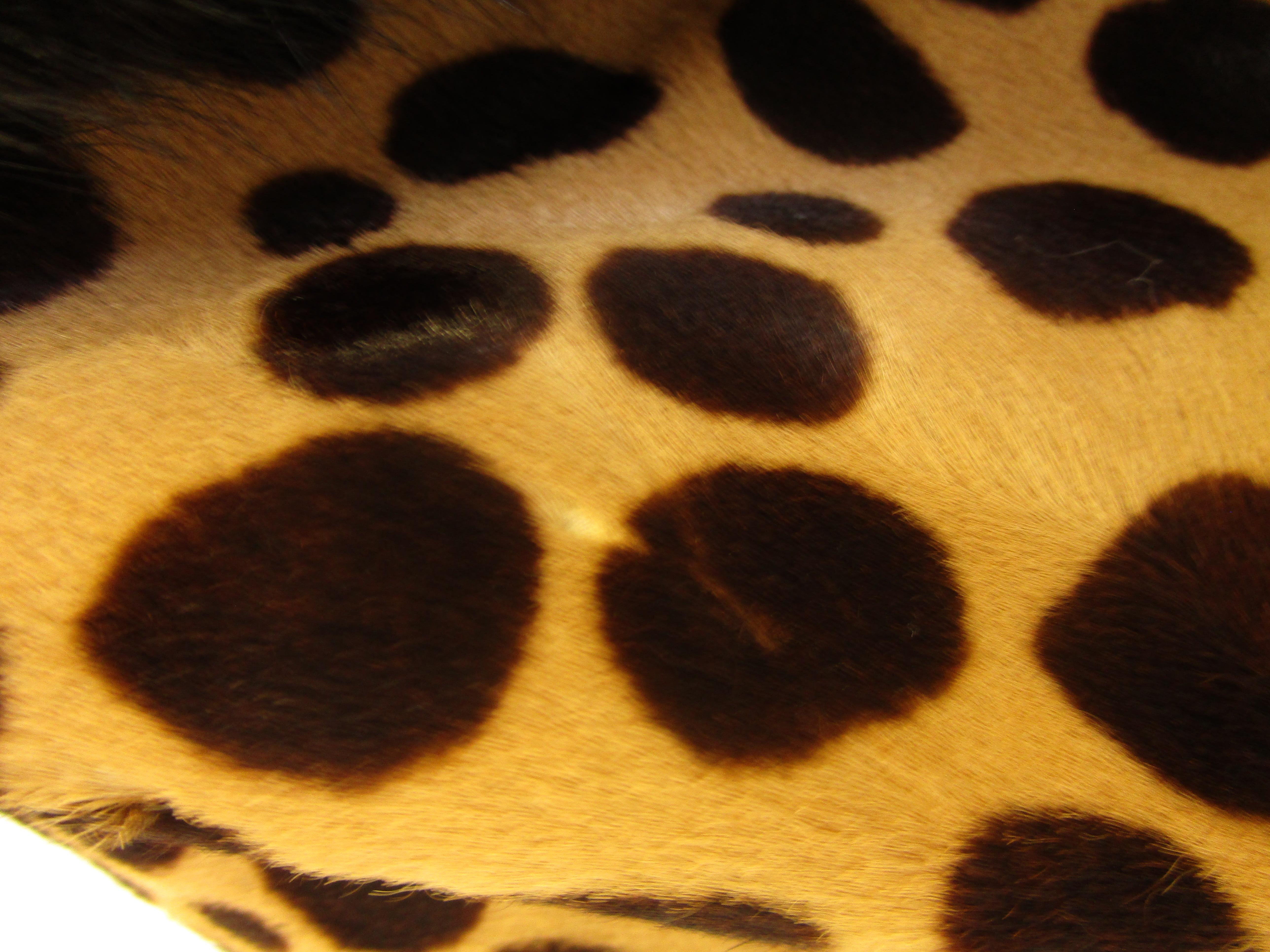 Vintage Leopard Print Calf-skin and Mink Trim Coat with Belt For Sale 11