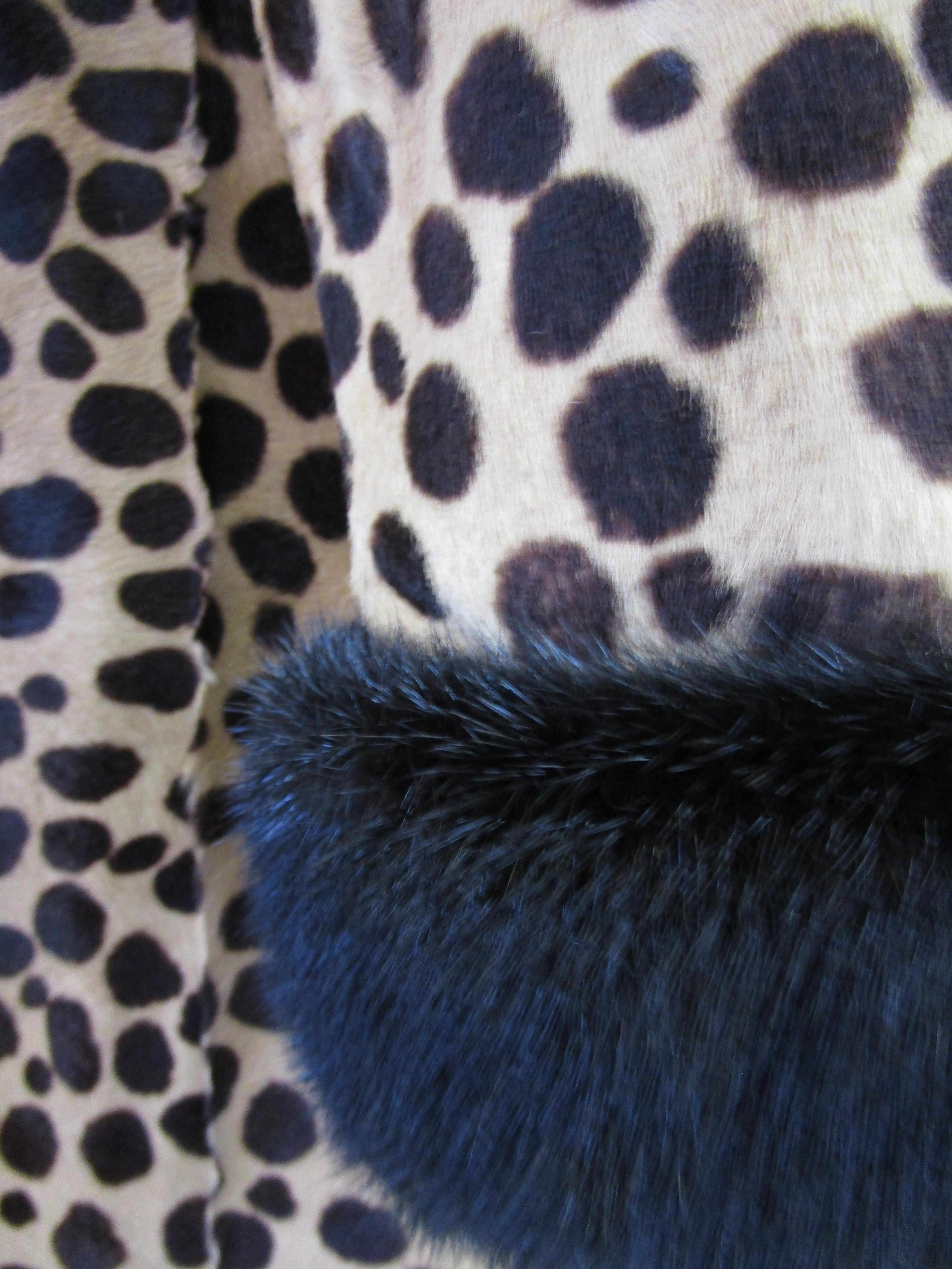 Vintage Leopard Print Calf-skin and Mink Trim Coat with Belt For Sale 1