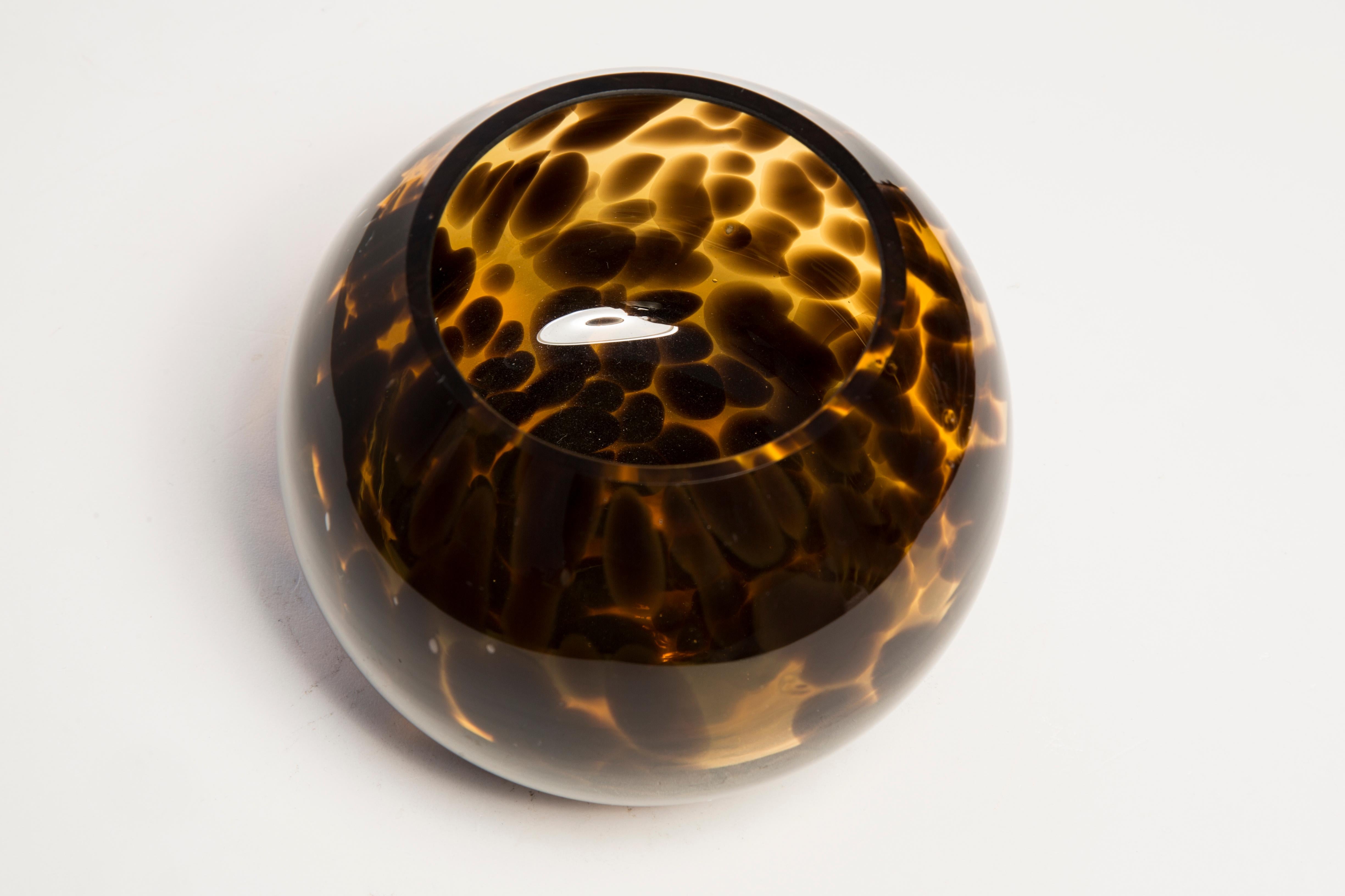 Vintage Leopard Small Brown Vase, 20th Century, Europe, 1960s For Sale 5