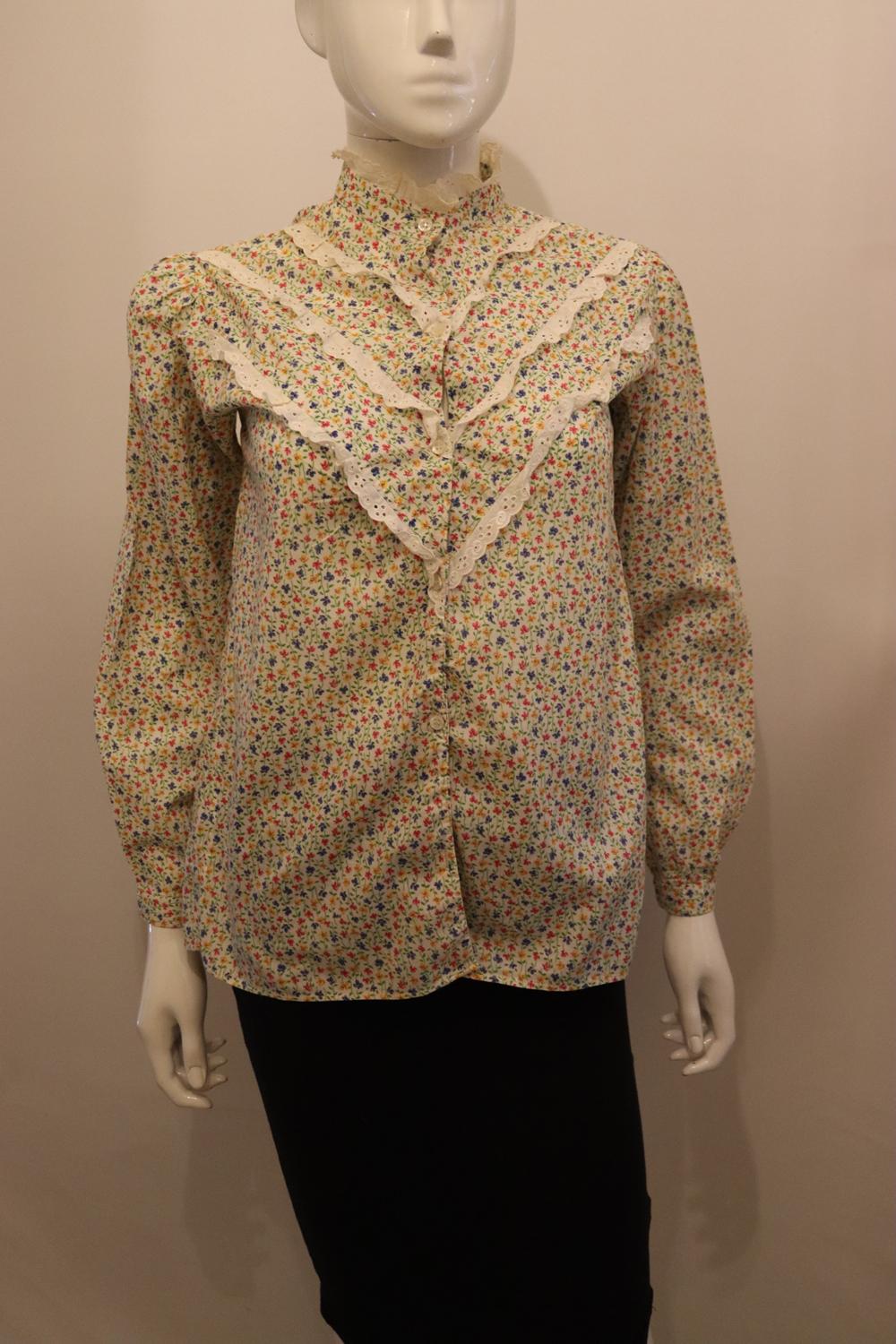 Vintage Les Amis , Firenze Floral Blouse with Broderie Anglaise Detail For Sale 4