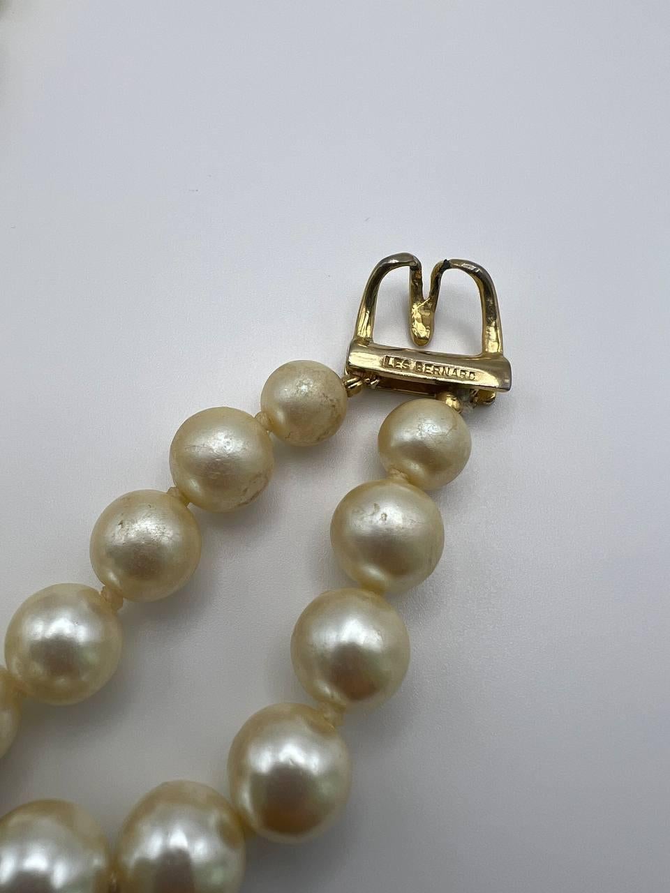 Vintage Les Bernard Rhinestone Studded Pearl Collar Necklace, 1970s In Good Condition In New York, NY