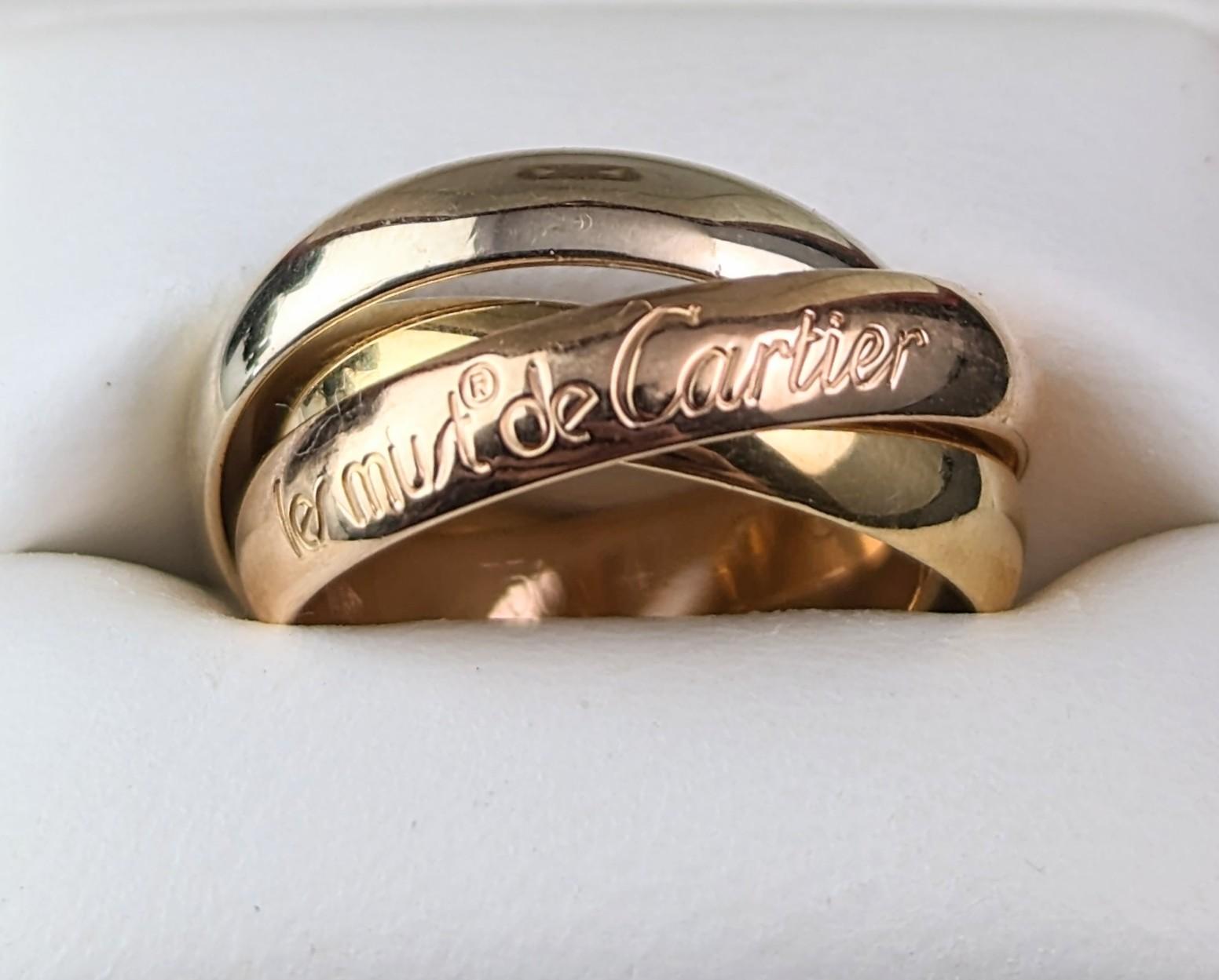 Vintage Les Must de Cartier Trinity Ring, 18k Gold, Boxed  im Angebot 5
