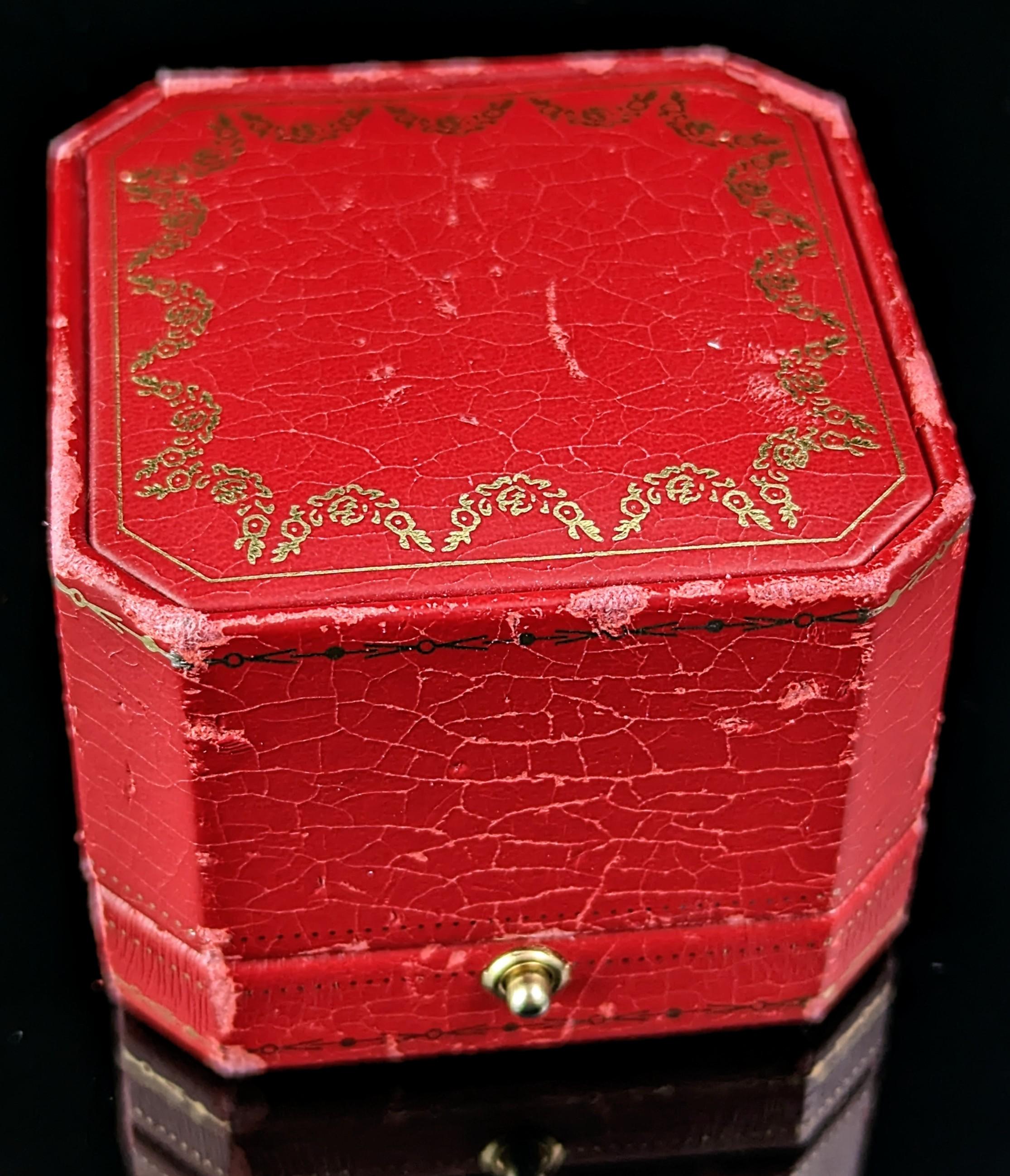 Bague vintage Les Must de Cartier Trinity, or 18 carats, boîte  en vente 9