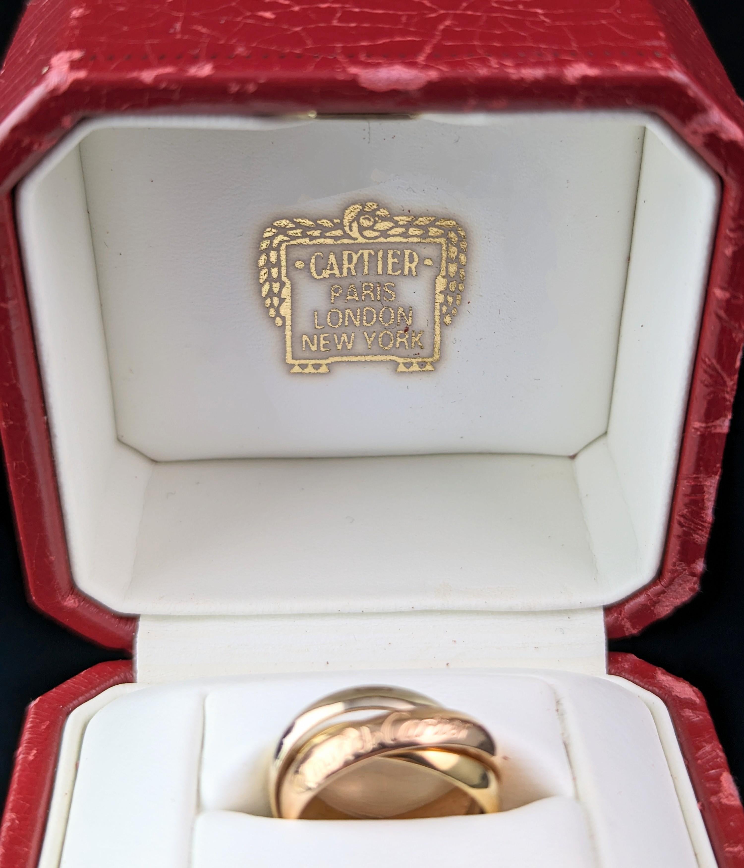 Vintage Les Must de Cartier Trinity band ring, 18k gold, Boxed  3