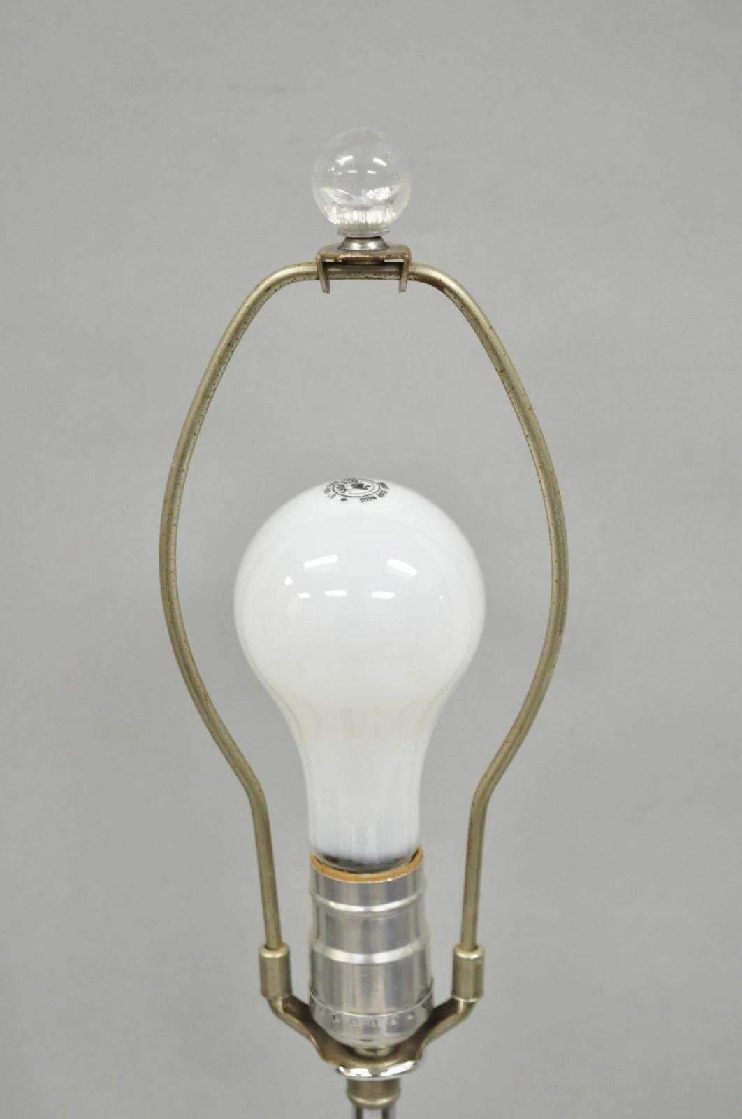 Lampada da tavolo Les Prismatiques d'epoca, firmata, in lucite, del metà del secolo scorso. in vendita 4
