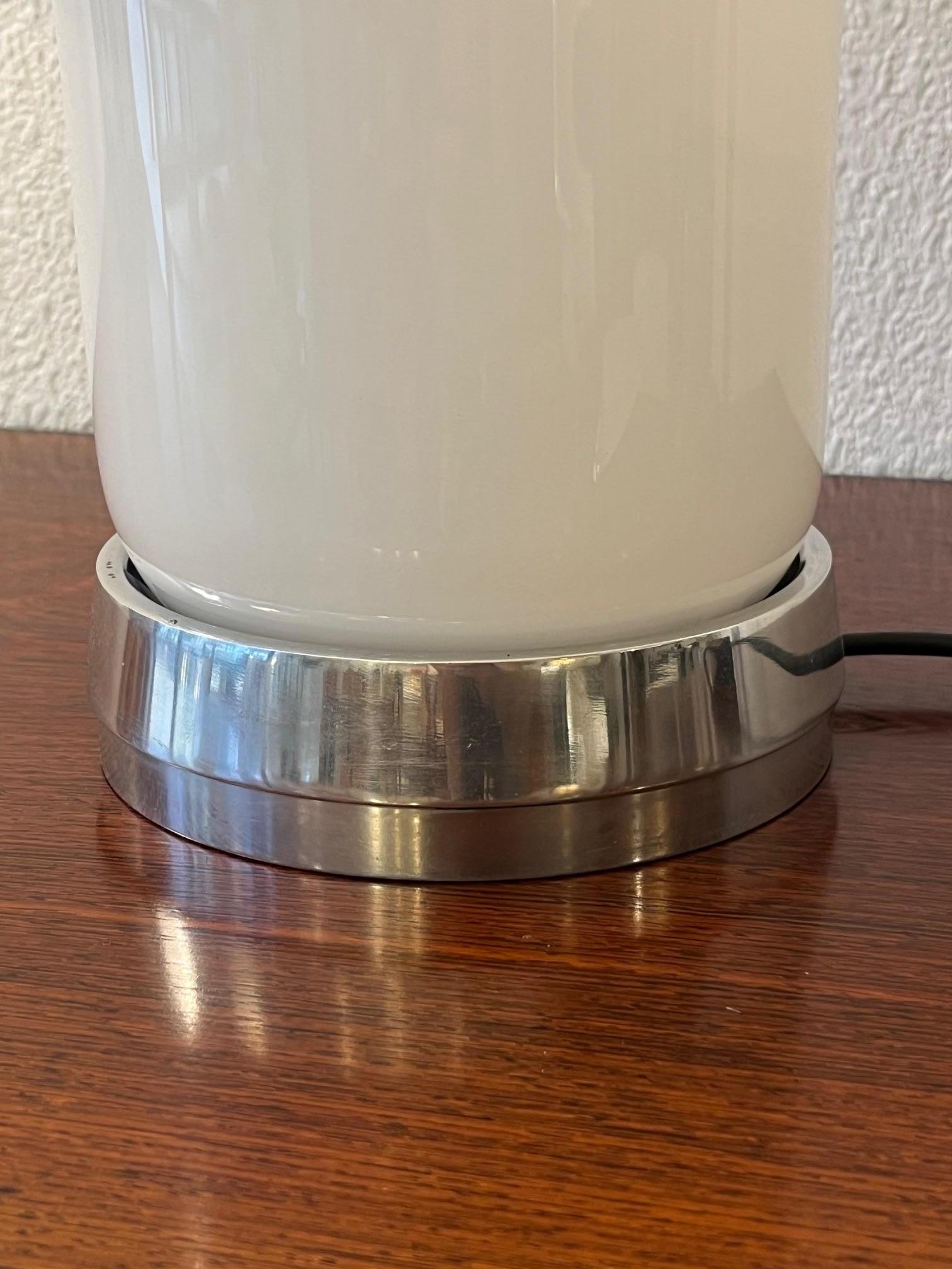 Lampada da tavolo Lesbo vintage di Angelo Mangiarotti per Artemide, Italia, 1968 ca. in vendita 2