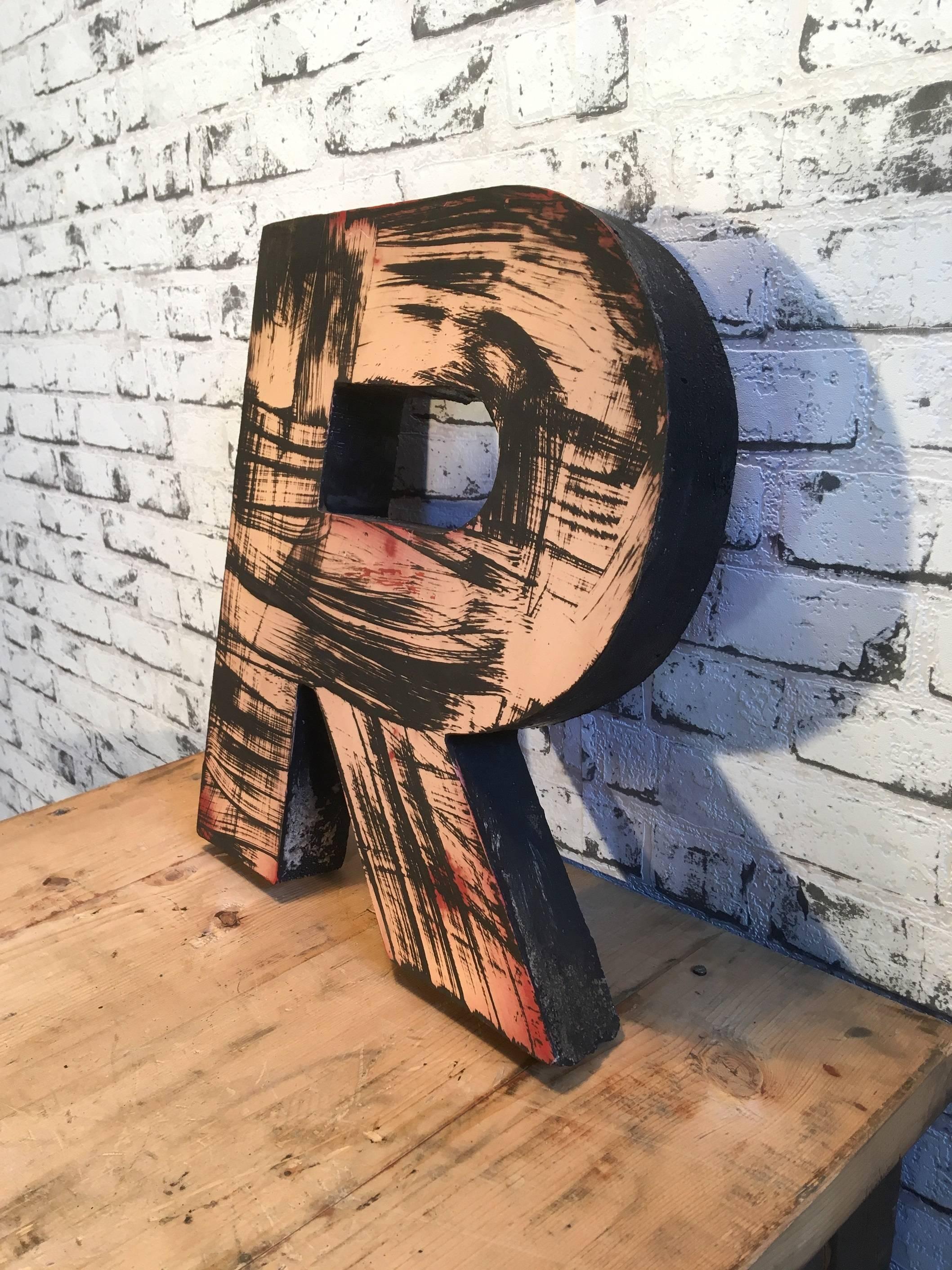 This vintage letter R comes from the old advertising banner. It is made from dyed concrete.
Weight: 7 kg.