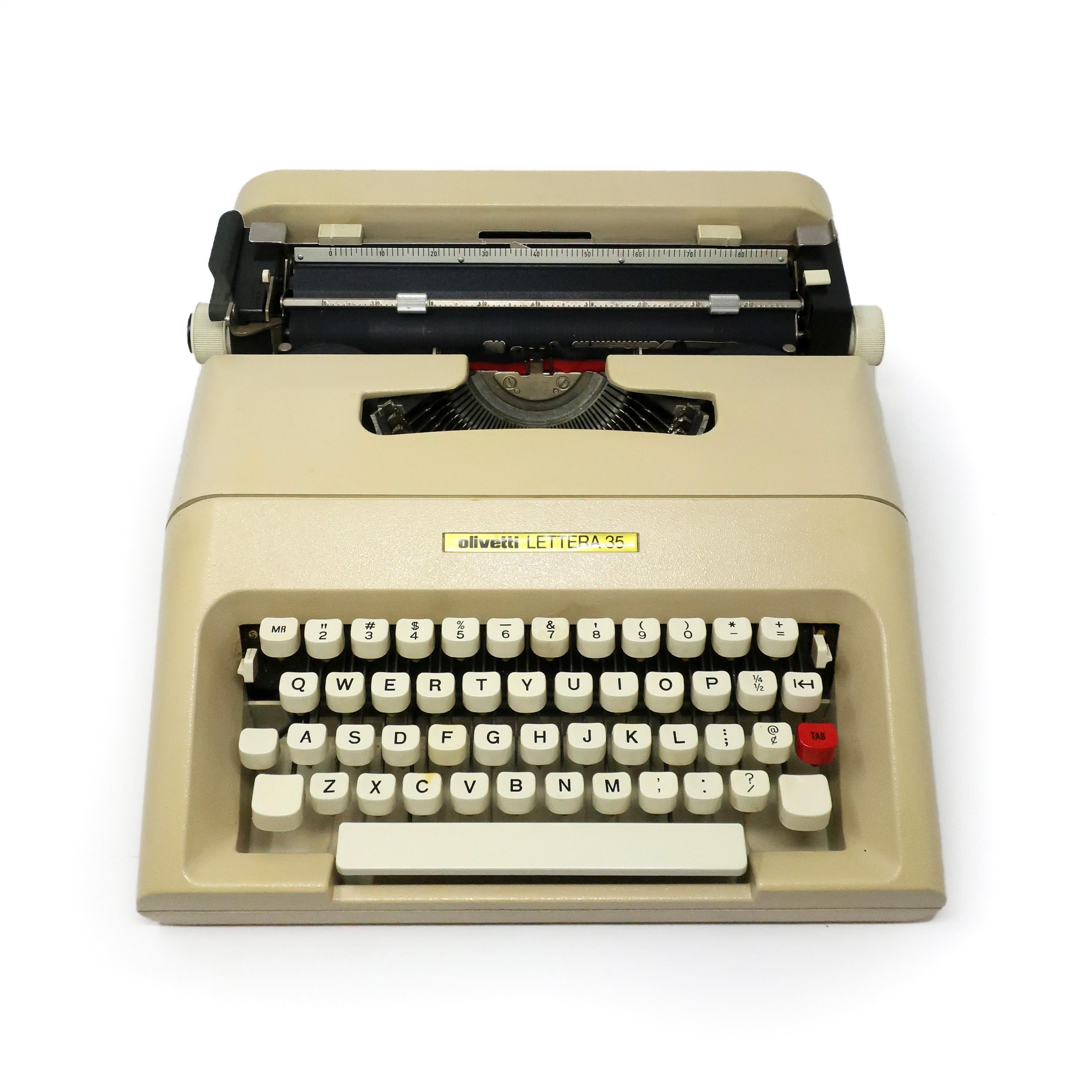 Mid-Century Modern Vintage Lettera 35 Typewriter by Mario Bellini for Olivetti, 1970s